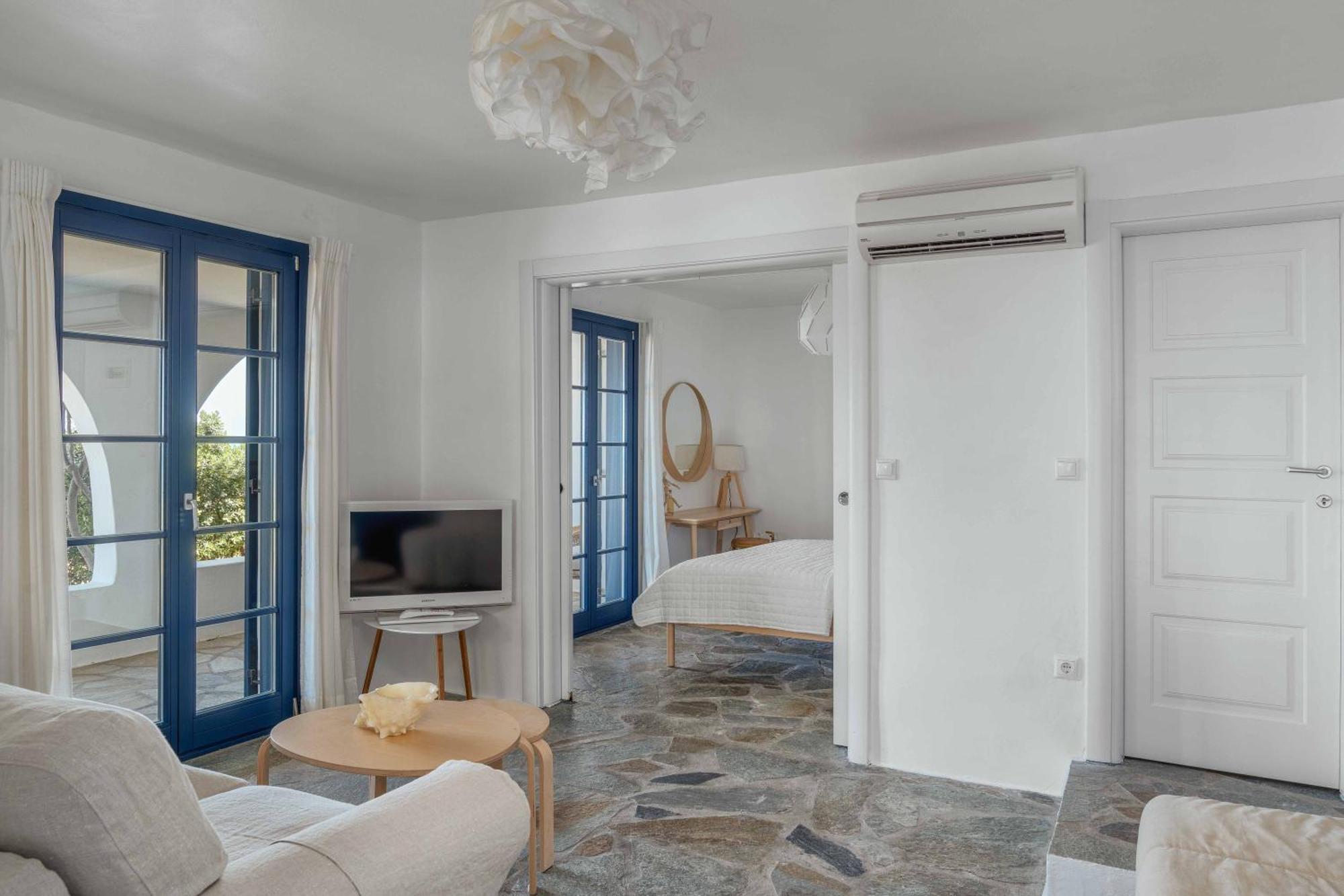 Villa Agios Sostis *