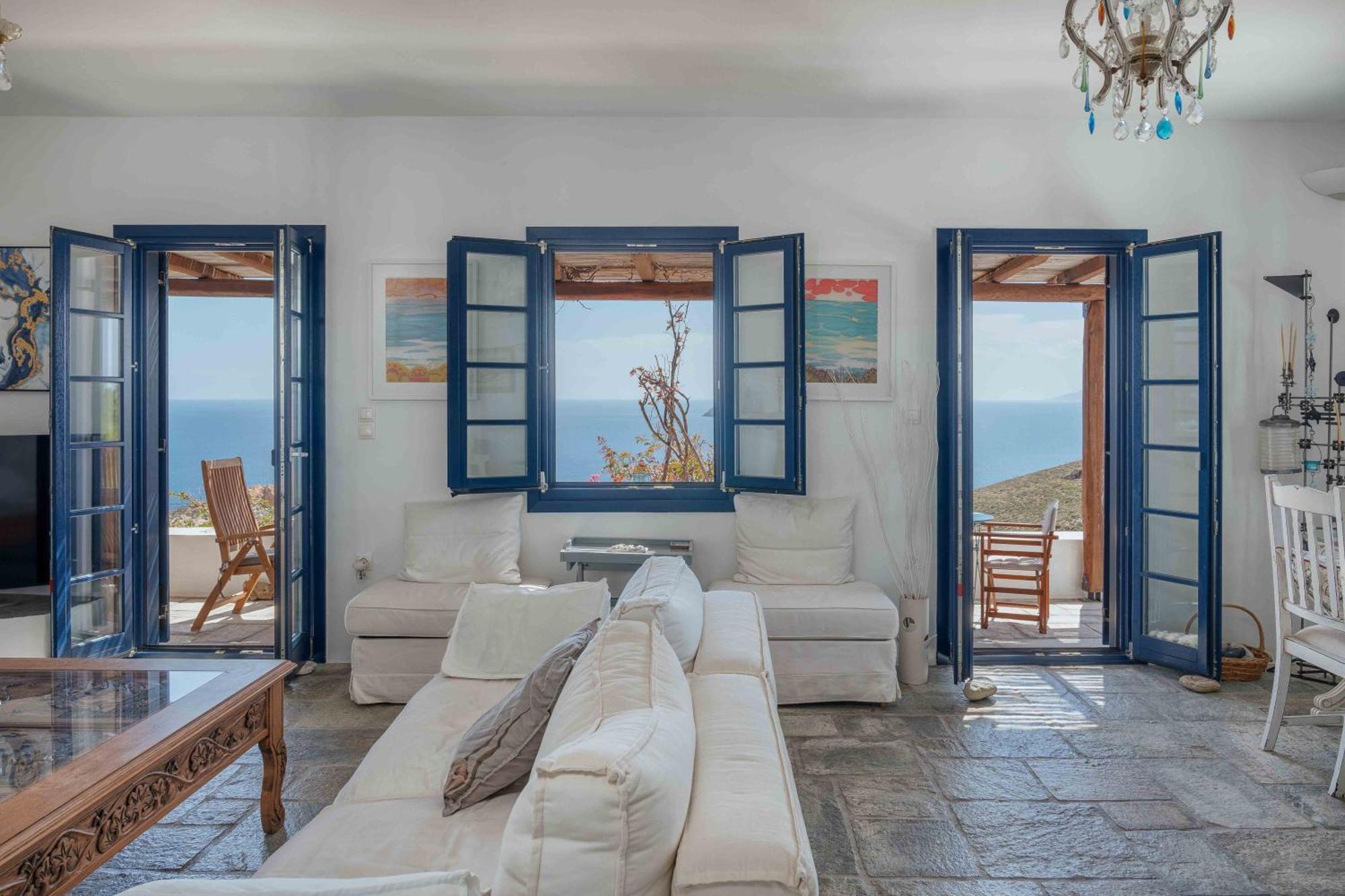Villa Agios Sostis *