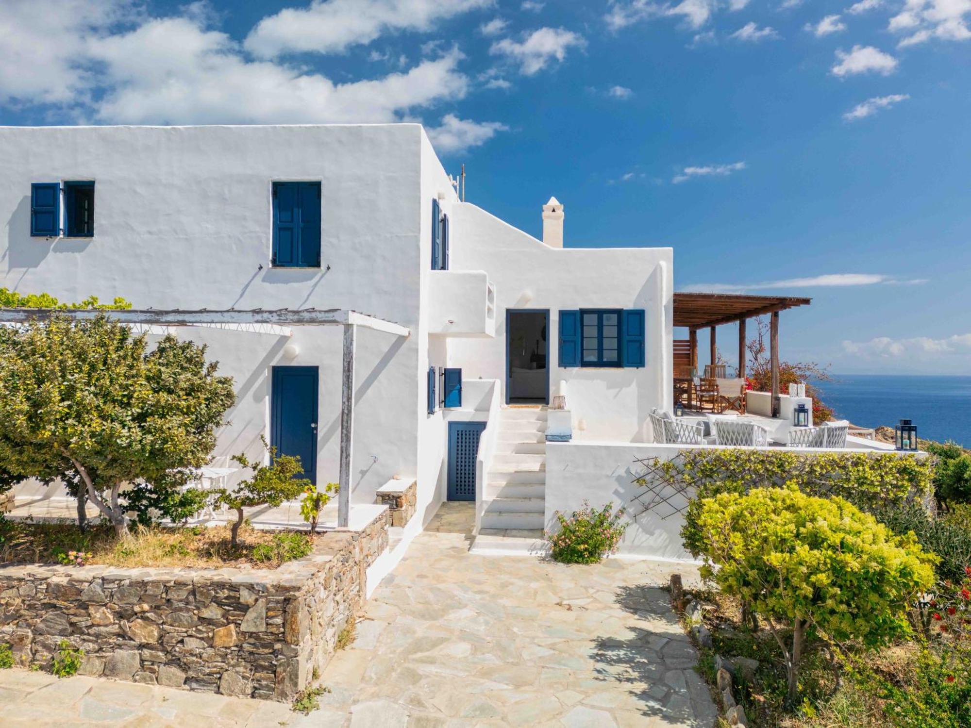 Agios Sostis * Serifos Town
