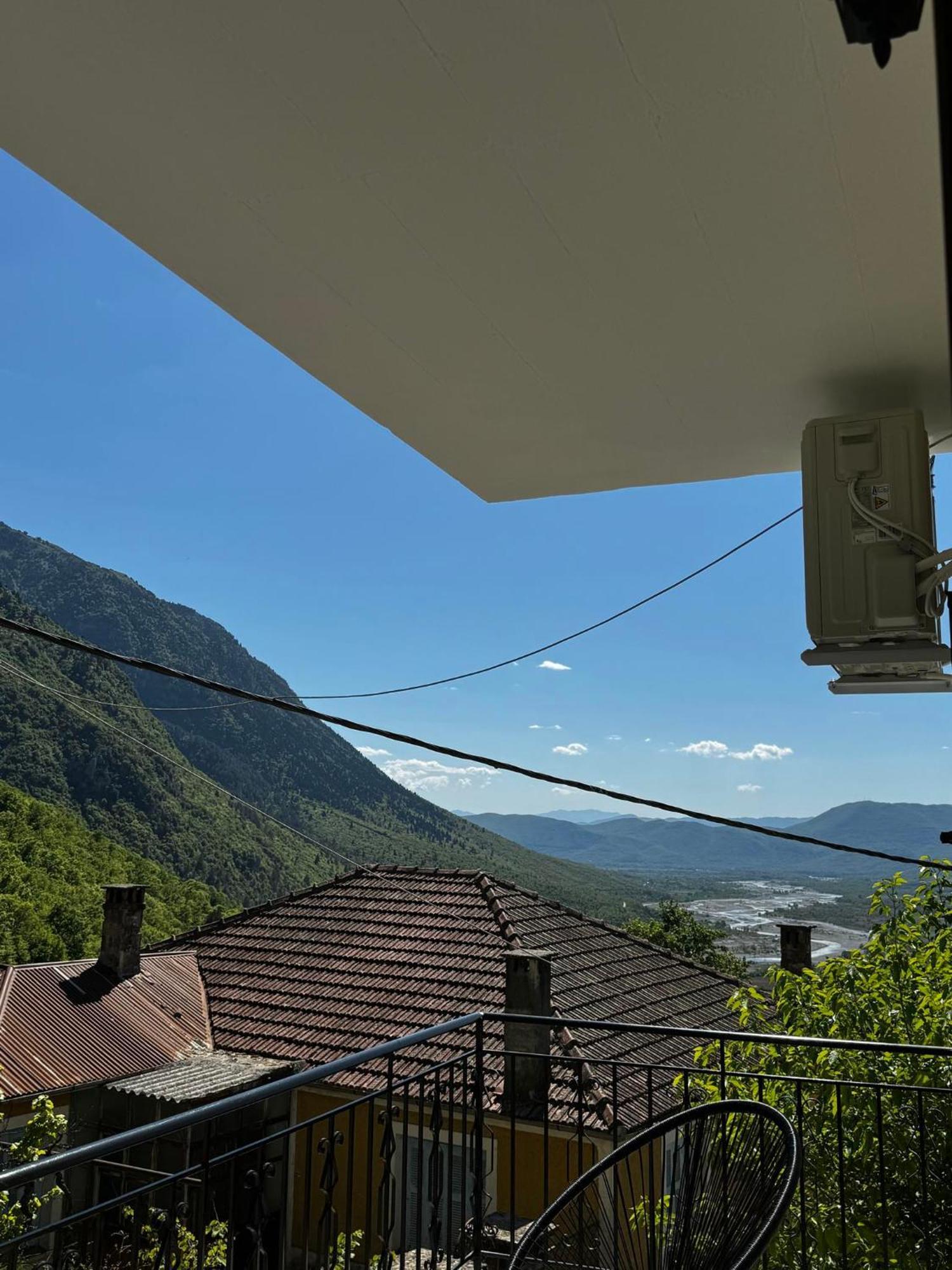 Mountain Serenity Apartment