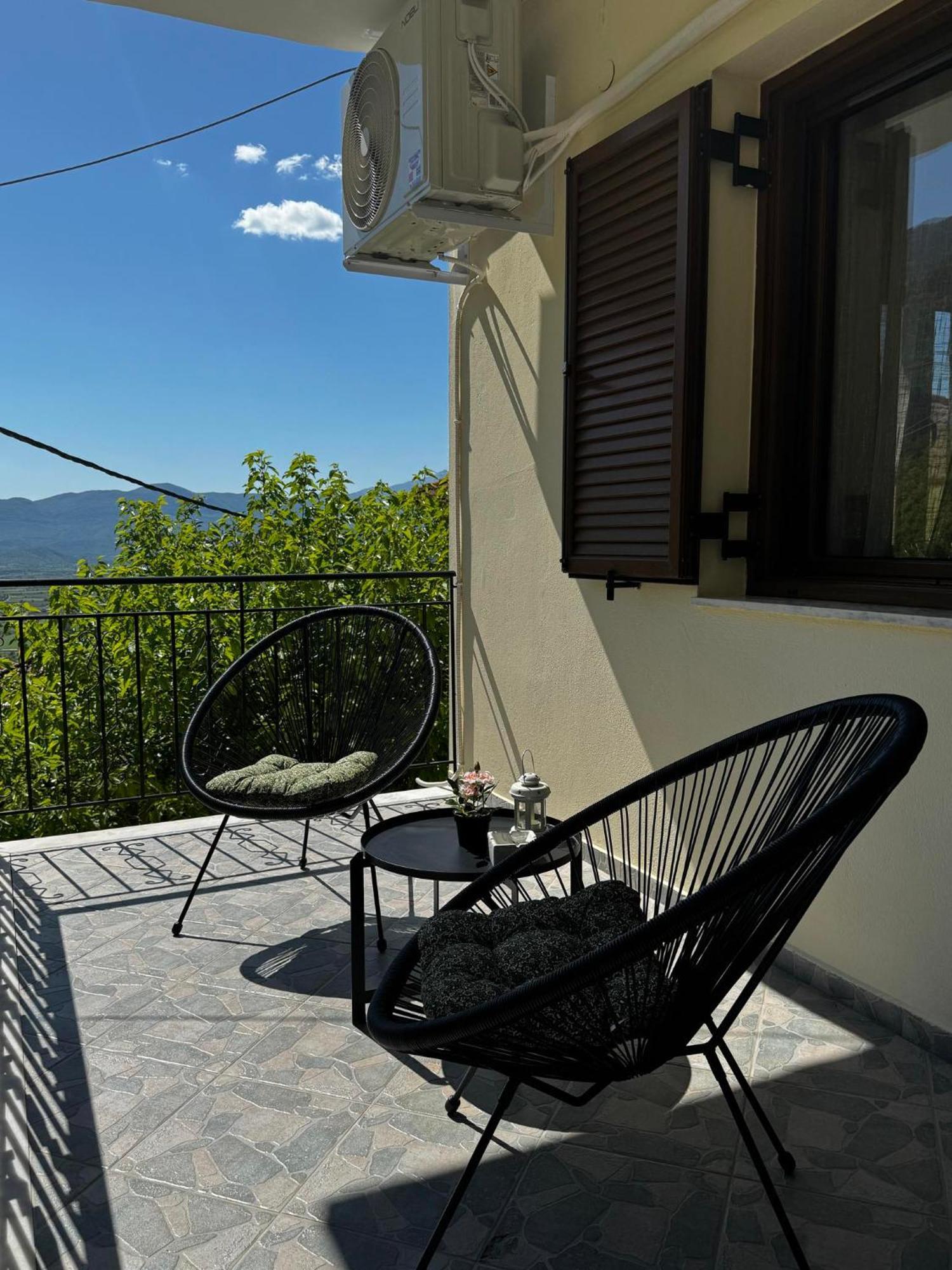 Apartment Mountain Serenity