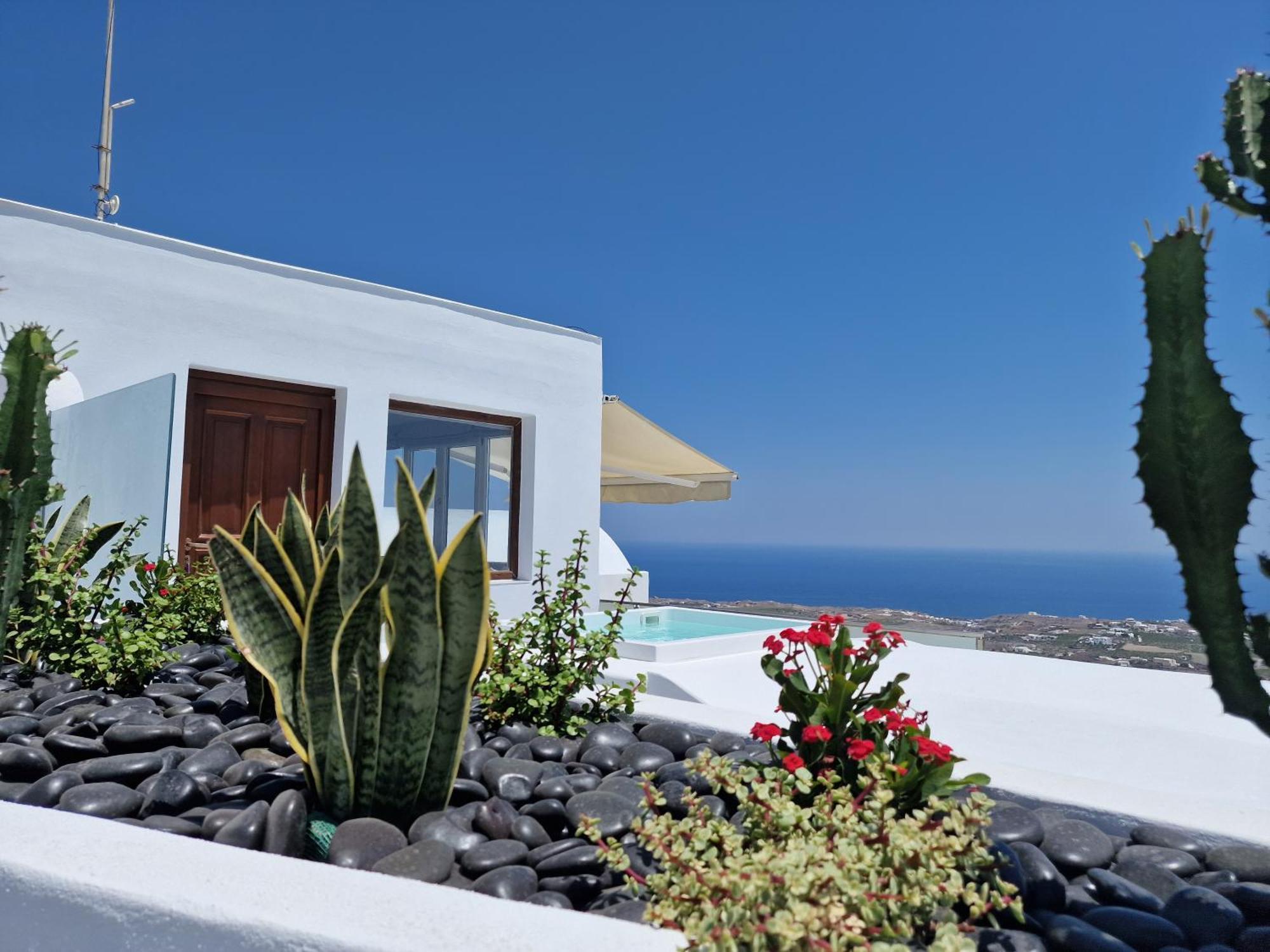 Amerisa & 3* Fira (Santorini)