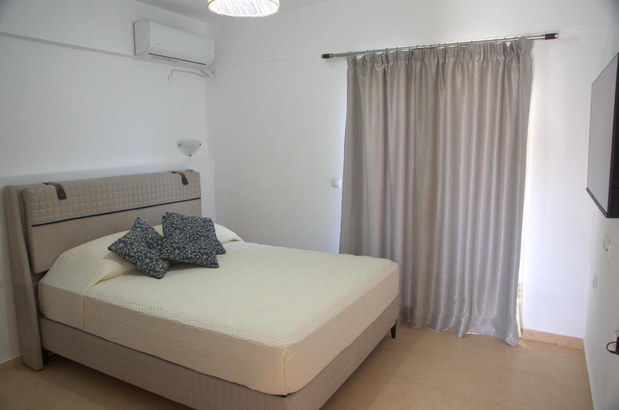 Corafili Apartment *