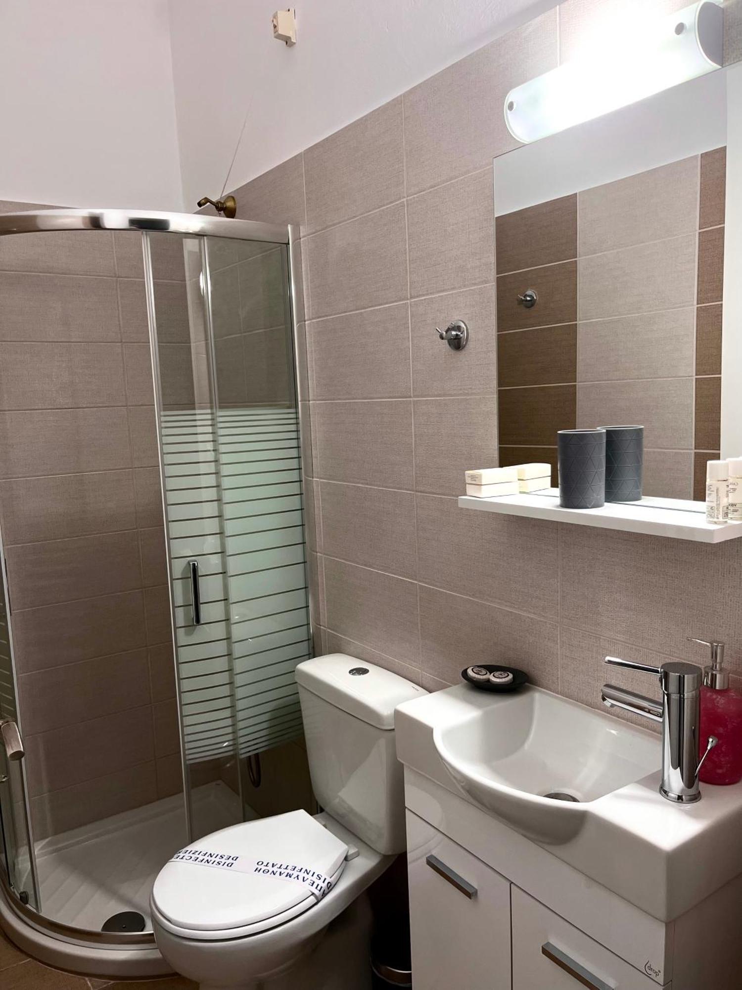 Alinda Hotel Hotel 2*