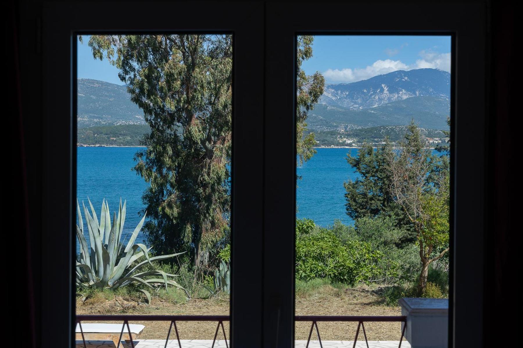Ostria Villa *