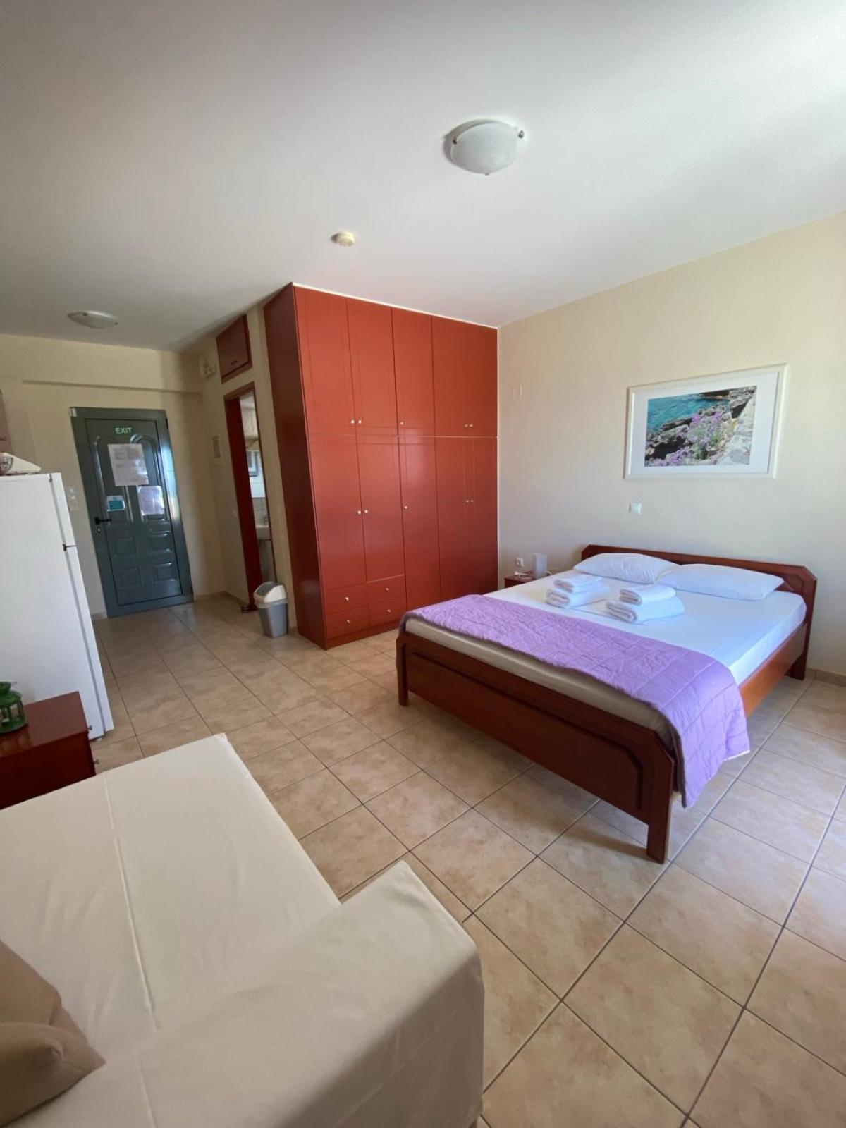 Nefeli Apartment Stoupa