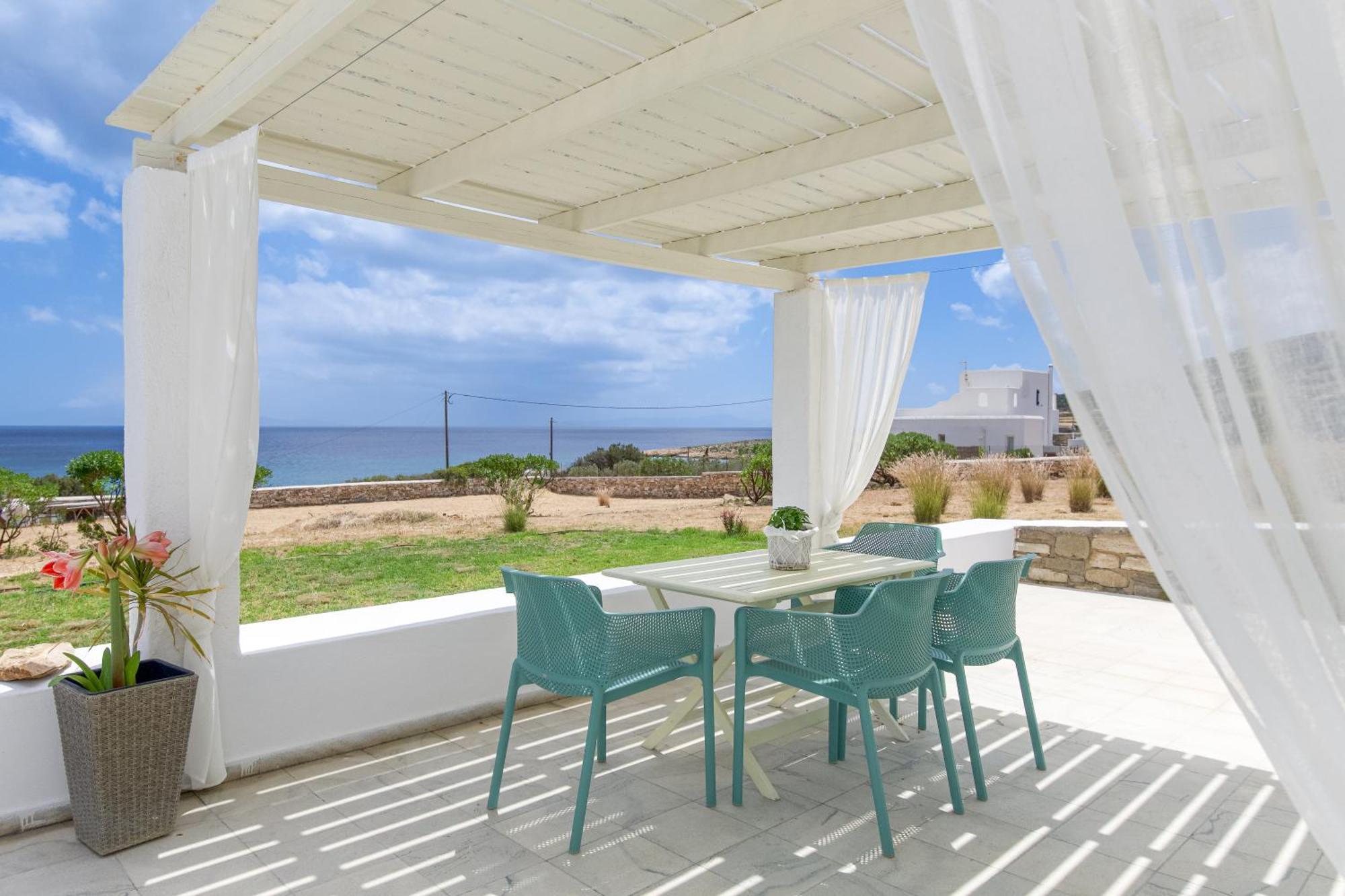 Glyfa Village Apartment Drios