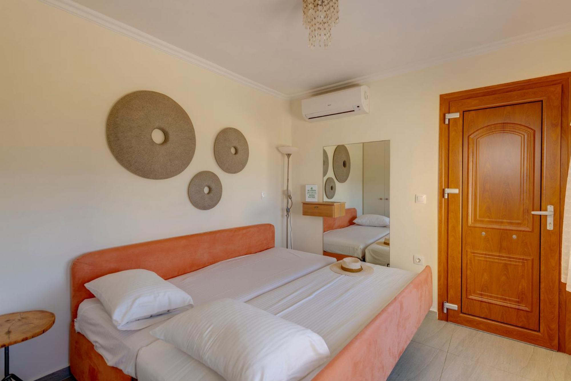 Marenosta Apartment *
