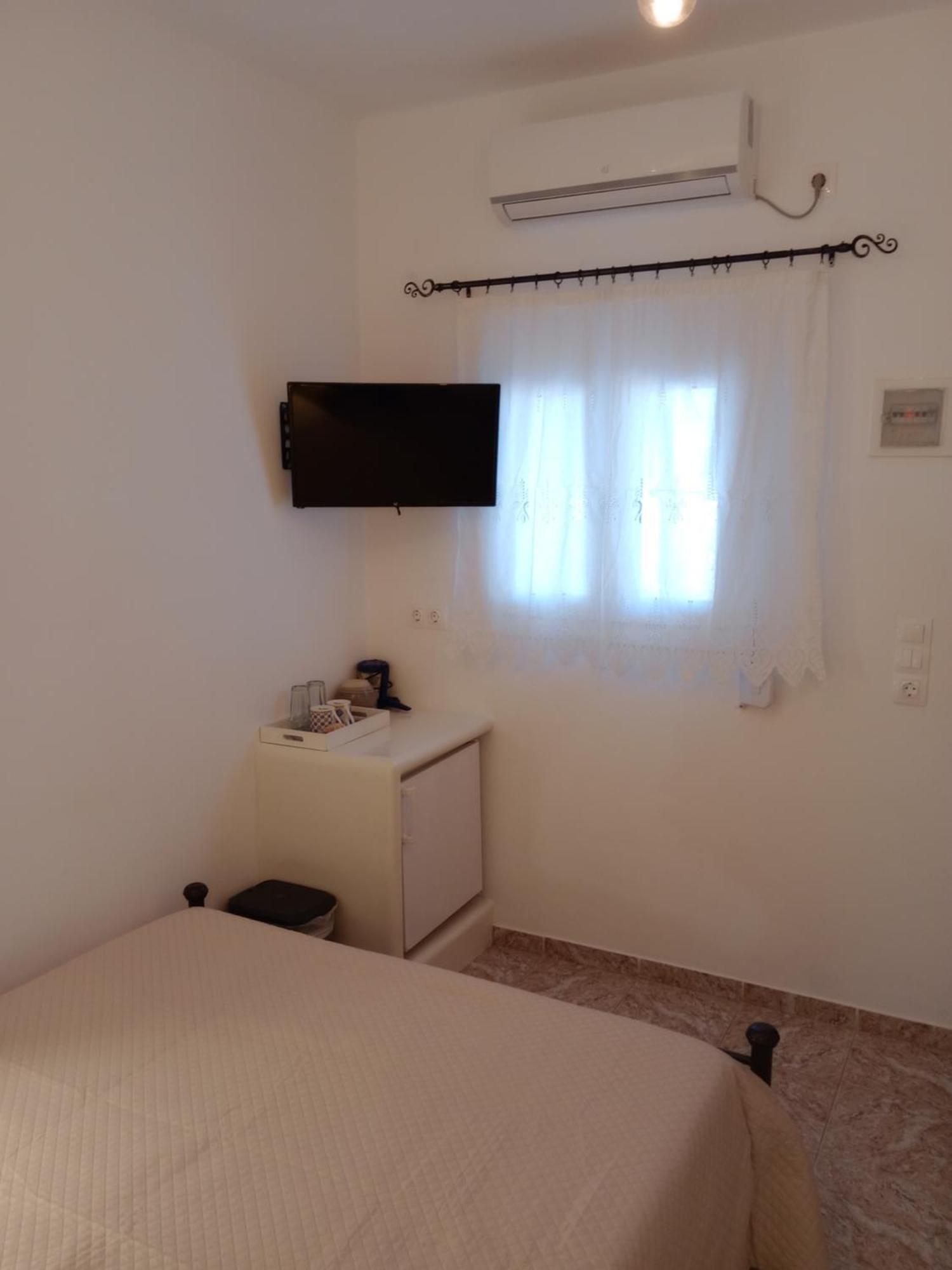 Apartment Meltemi Room's And Studios *