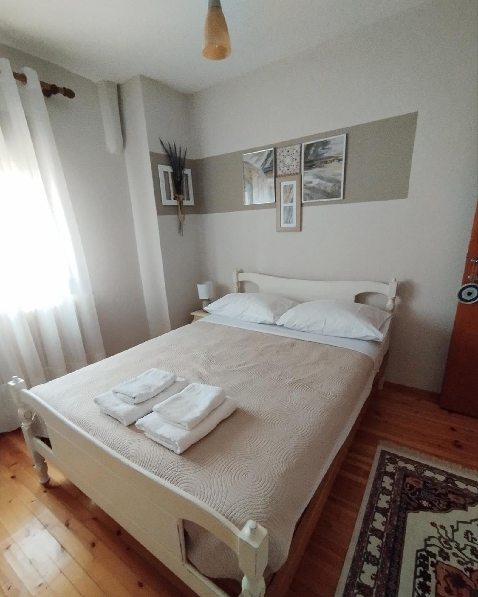 Olympus Hill Apartment *