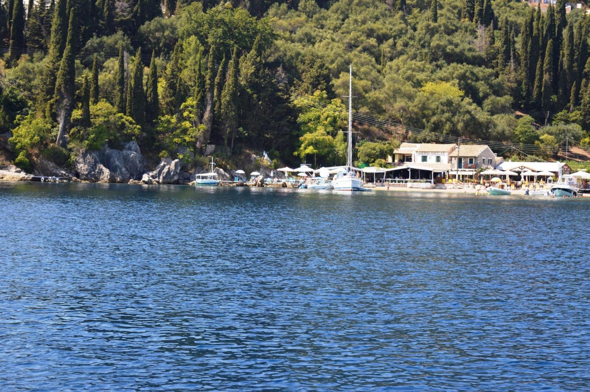 Nikolas Bay Apartment