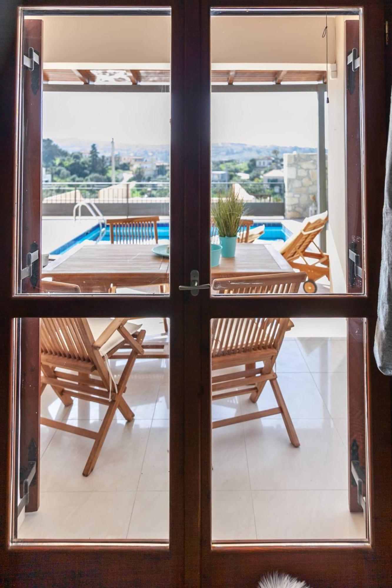 Villa Vila Vasiliki, Next To Platanias, 6min From Sea