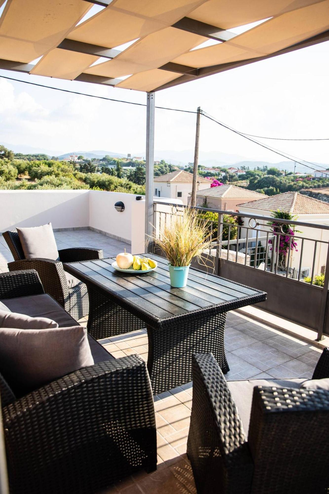 Vila Vasiliki, Next To Platanias, 6min From Sea Villa Vrisai