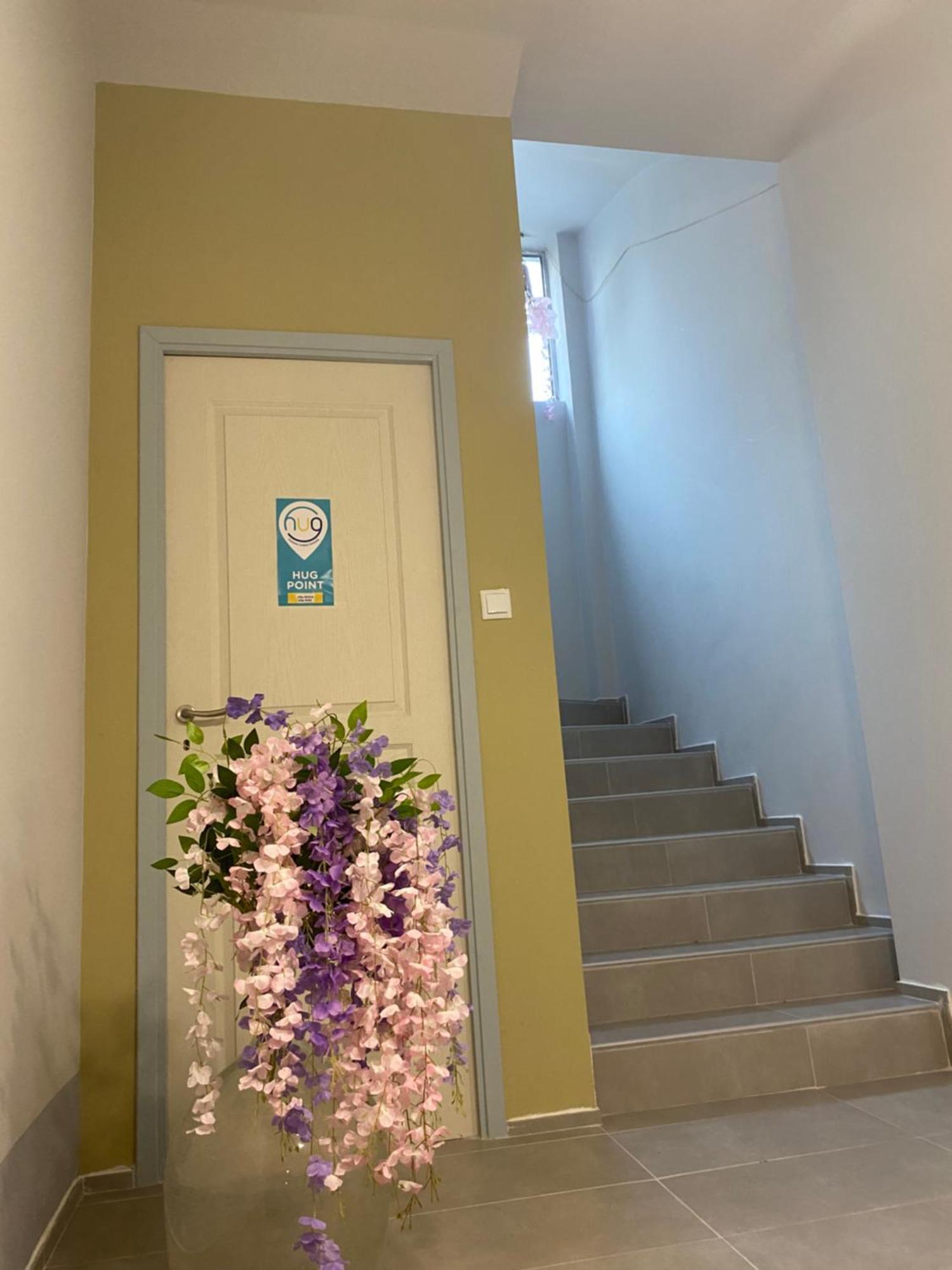 Located Melina 2 Escape Kalamata