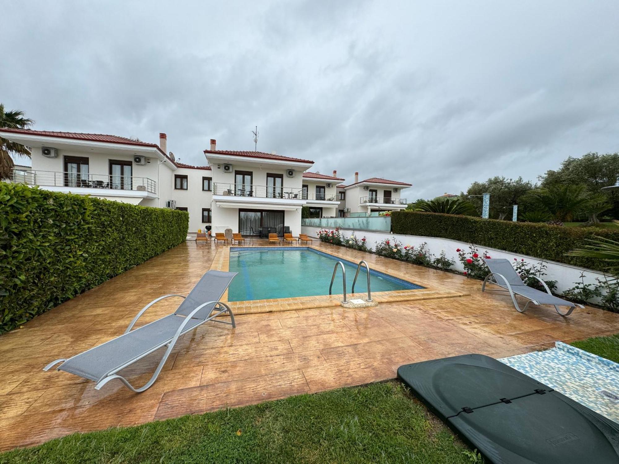 Villas Hanioti