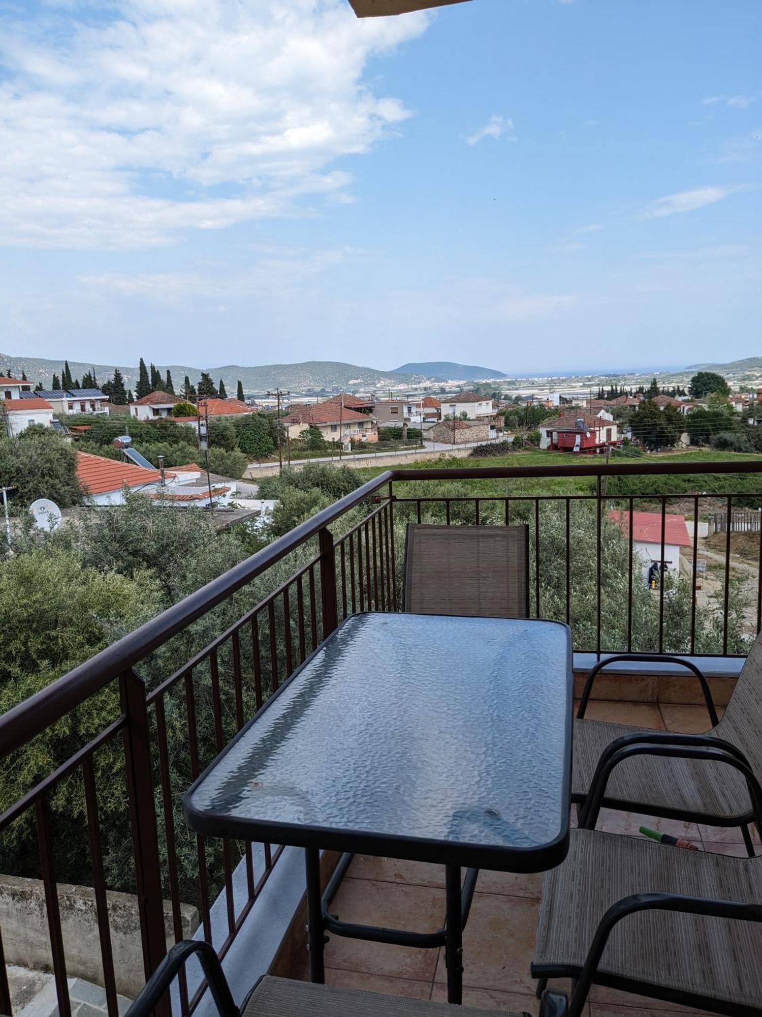 Apartment Ethos Evora Nea Peramos (Macedonia)