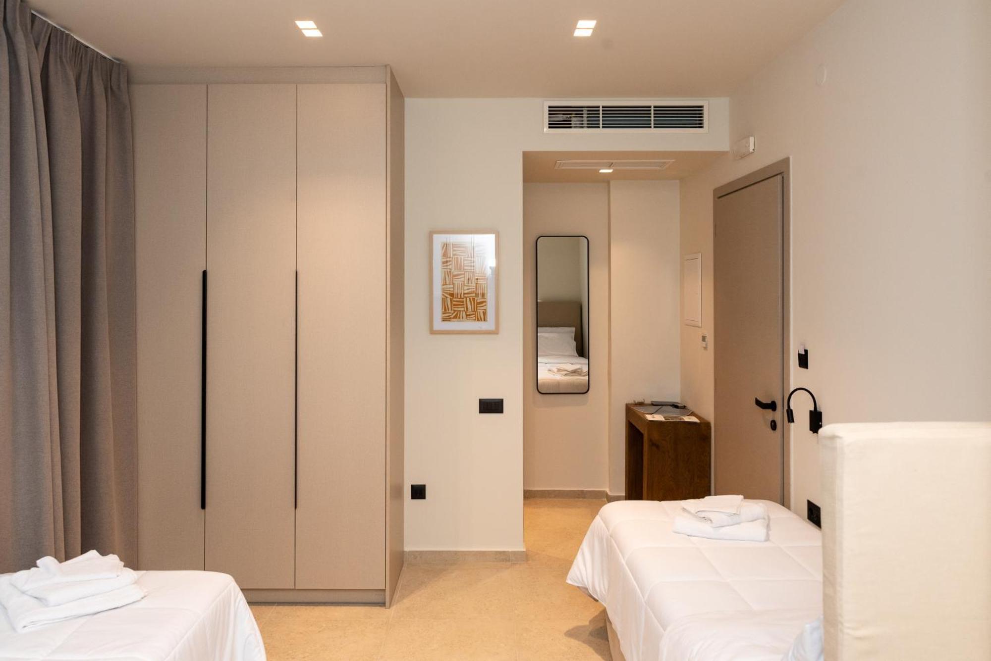 Apartment Tokyo Chios Town