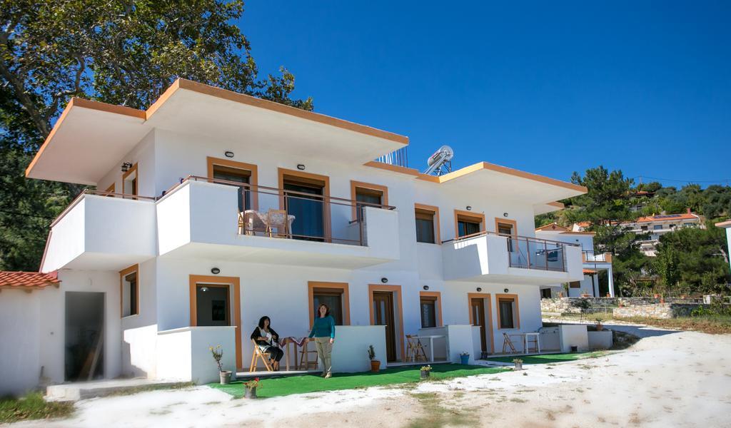 Dolphins House Apartment