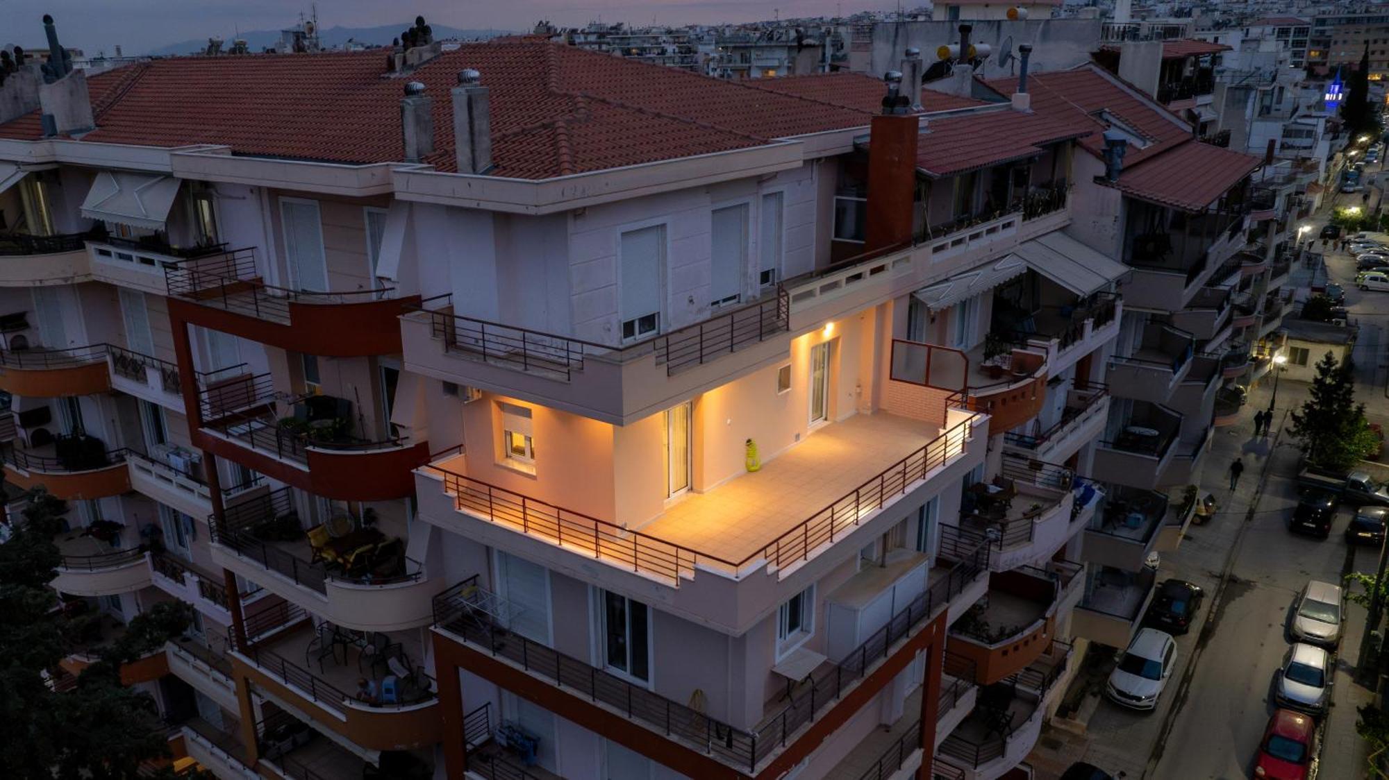 Sunrise Haven Apartment