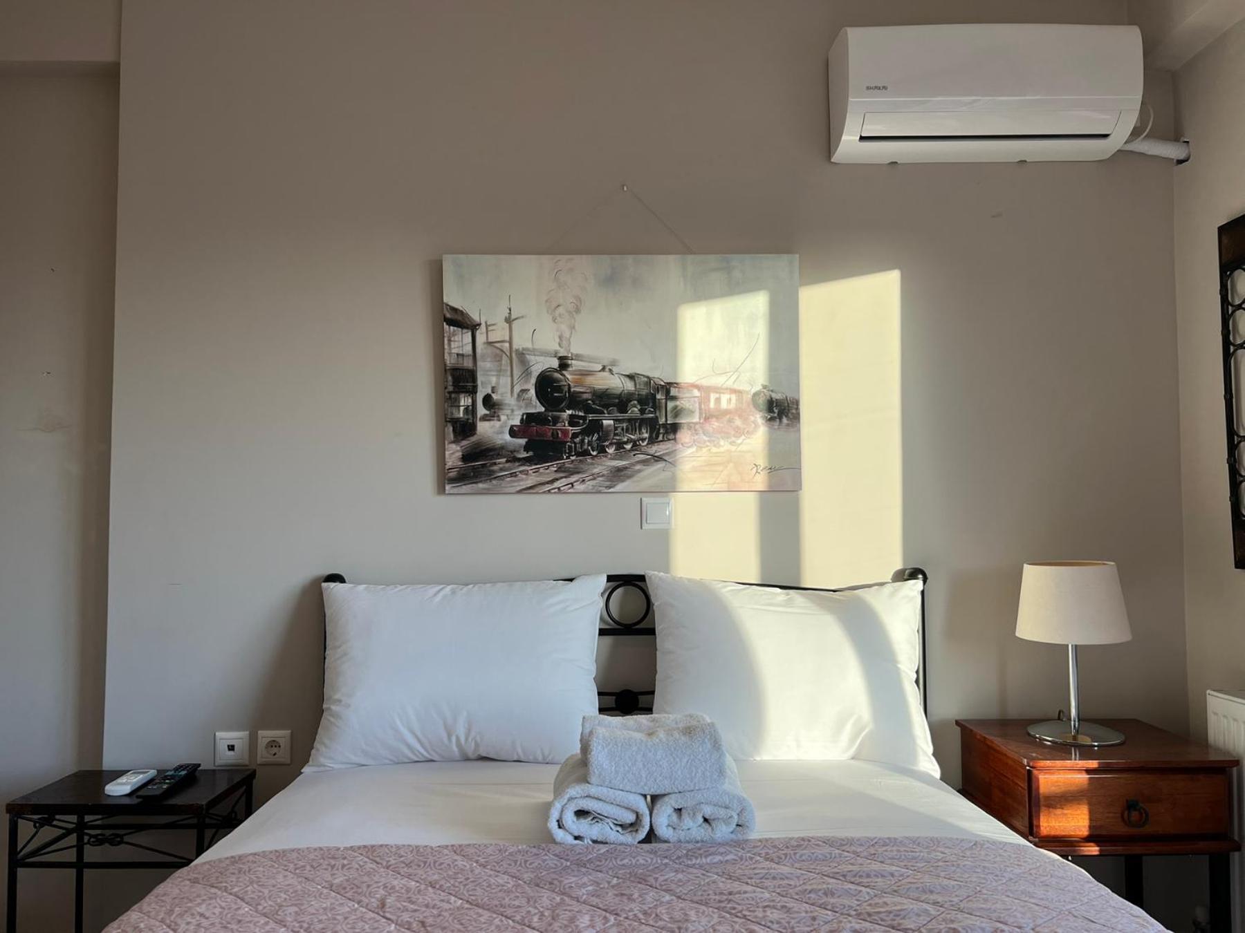 Apartment 7th Floor Megaro Mousikis Airport Metro Line