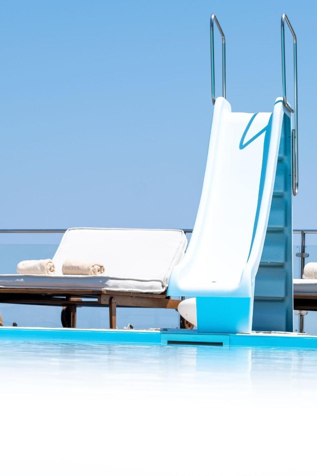 Ikaria Beachfront 7 Bedrooms Indigo Blue Haven Infinity Pool With Stunning Aegian Sea Views Gialiskari Gialiskari (Icaria)