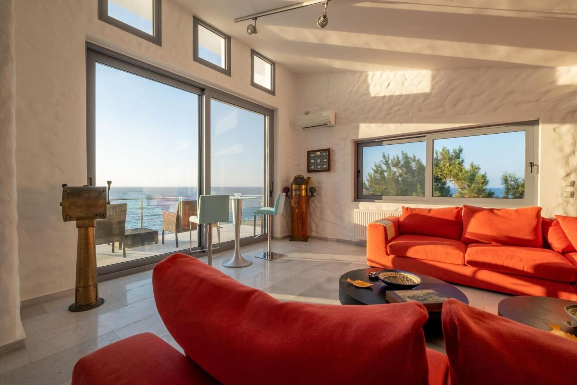 Ikaria Beachfront 7 Bedrooms Indigo Blue Haven Infinity Pool With Stunning Aegian Sea Views Gialiskari