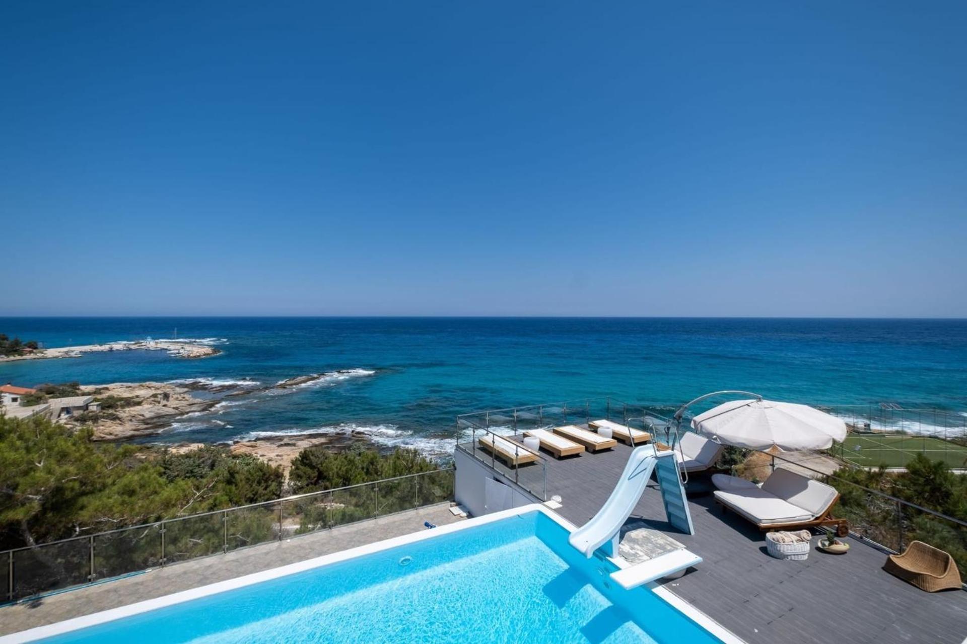 Villa Ikaria Beachfront 7 Bedrooms Indigo Blue Haven Infinity Pool With Stunning Aegian Sea Views Gialiskari