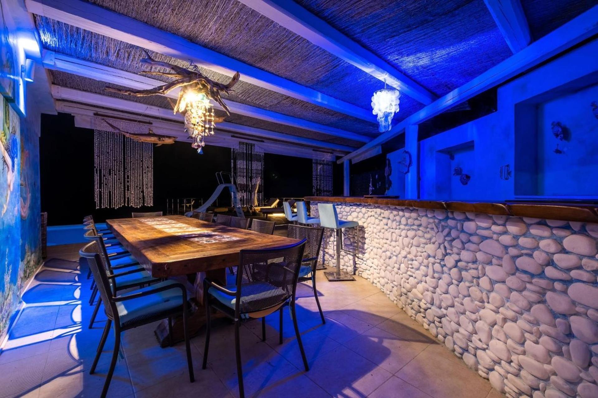 Ikaria Beachfront 7 Bedrooms Indigo Blue Haven Infinity Pool With Stunning Aegian Sea Views Gialiskari