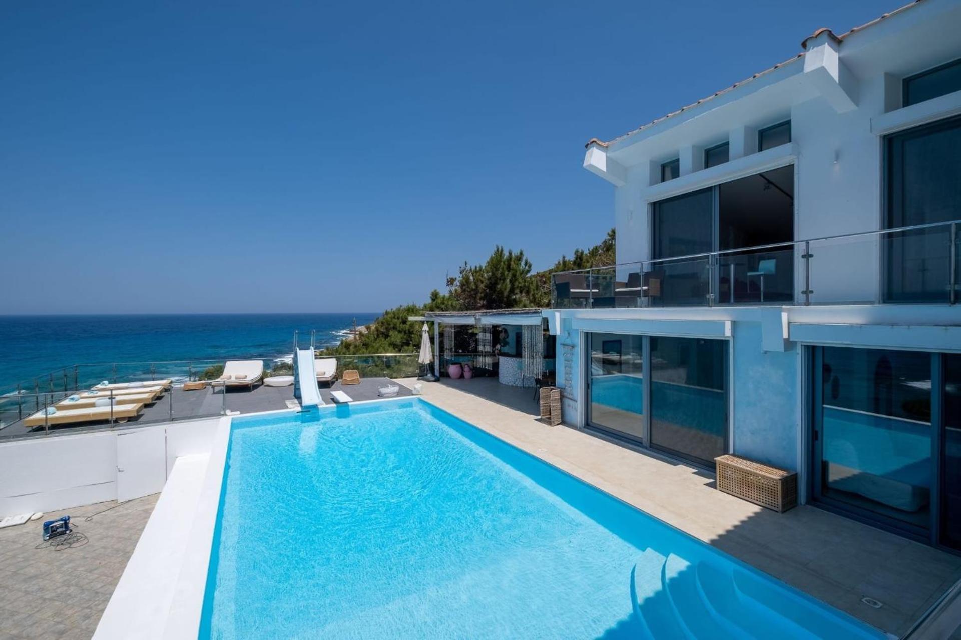 Villa Ikaria Beachfront 7 Bedrooms Indigo Blue Haven Infinity Pool With Stunning Aegian Sea Views Gialiskari Gialiskari (Icaria)