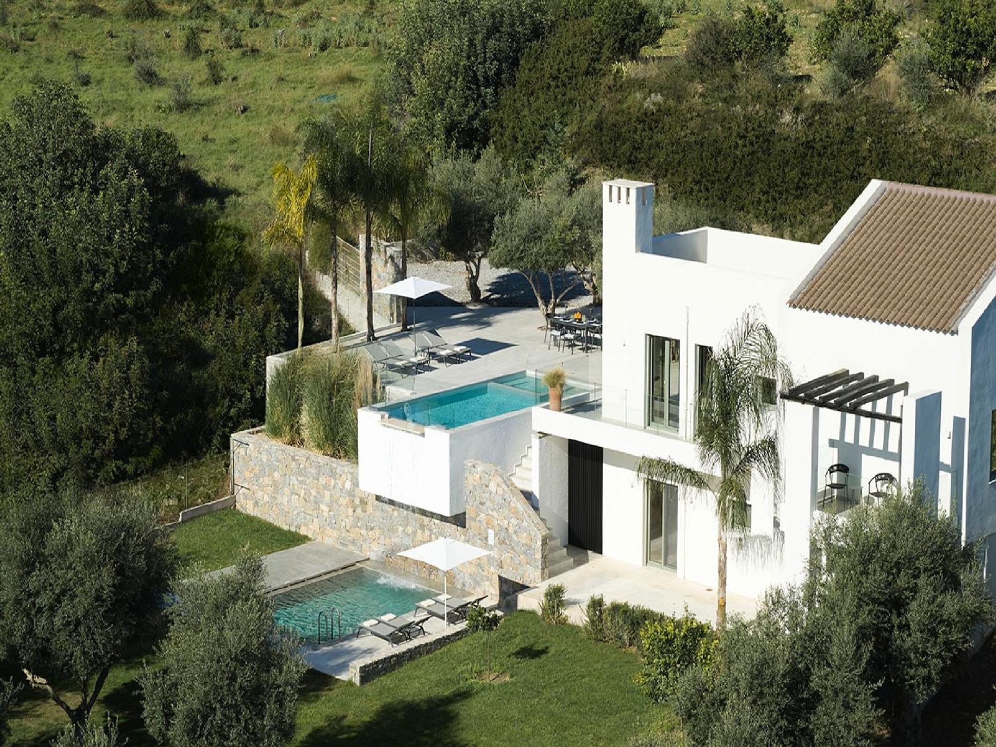 Villa Gorgeous Crete 4 Bedrooms Psinthos Terrace With Two Private Pools Bbq Rethymno