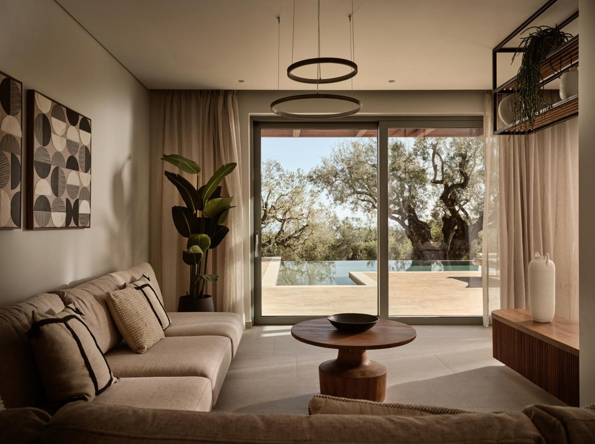 Villa Dila Grand Villa, A 5acres Secluded Sanctuary With Pool, By Thinkvilla Tsilivi (Zakynthos)