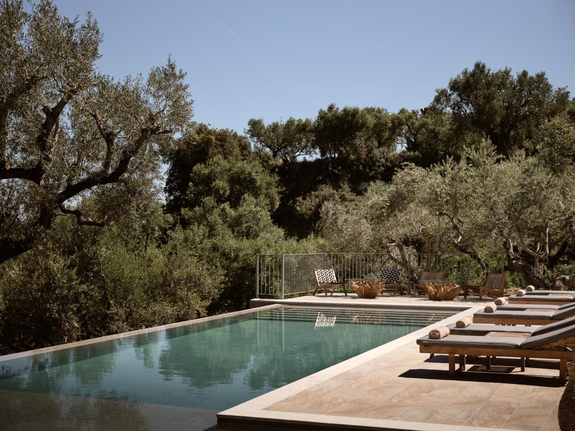 Dila Grand Villa, A 5acres Secluded Sanctuary With Pool, By Thinkvilla Villa *