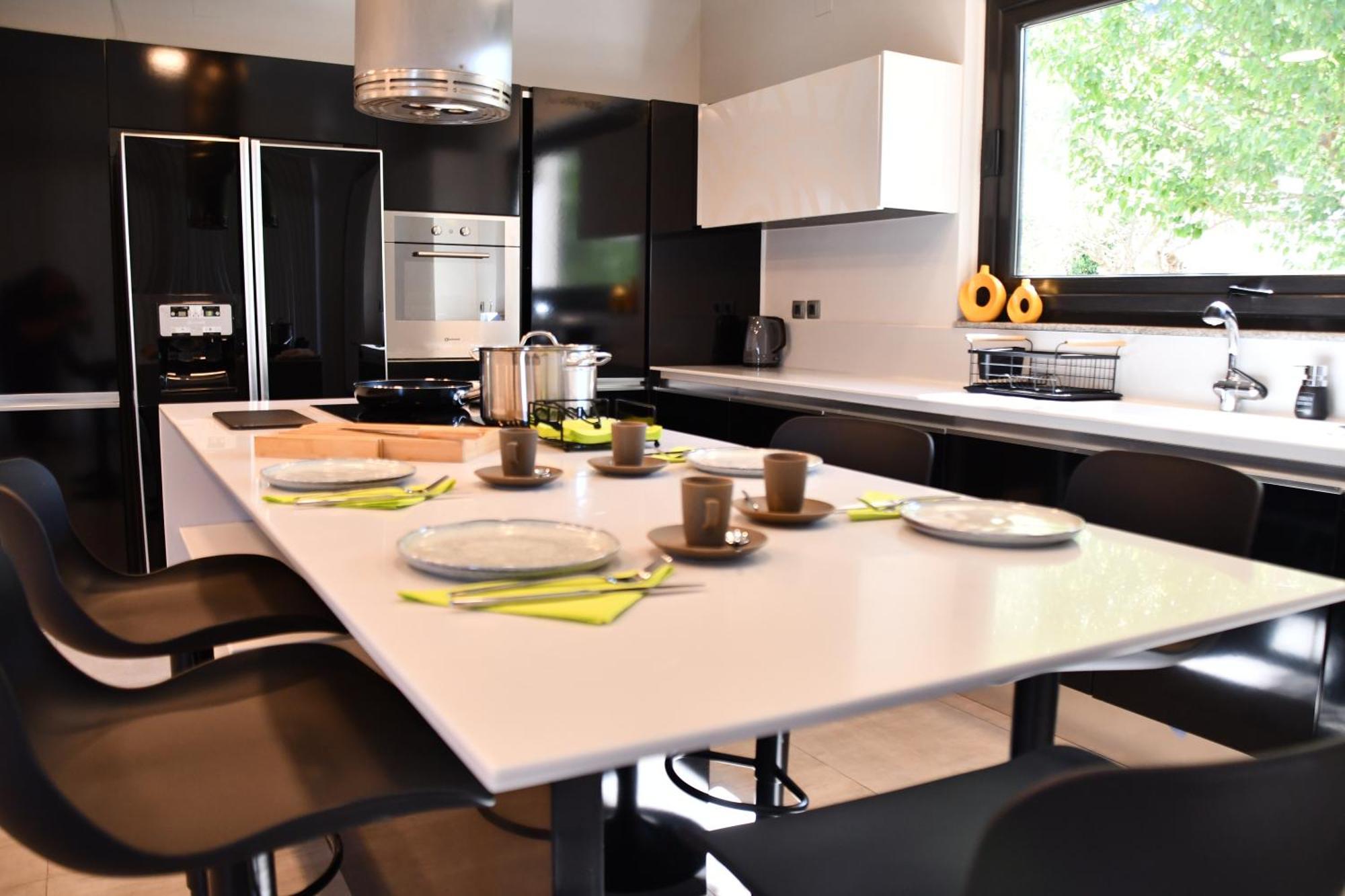Terra Nova Luxury * Mystras