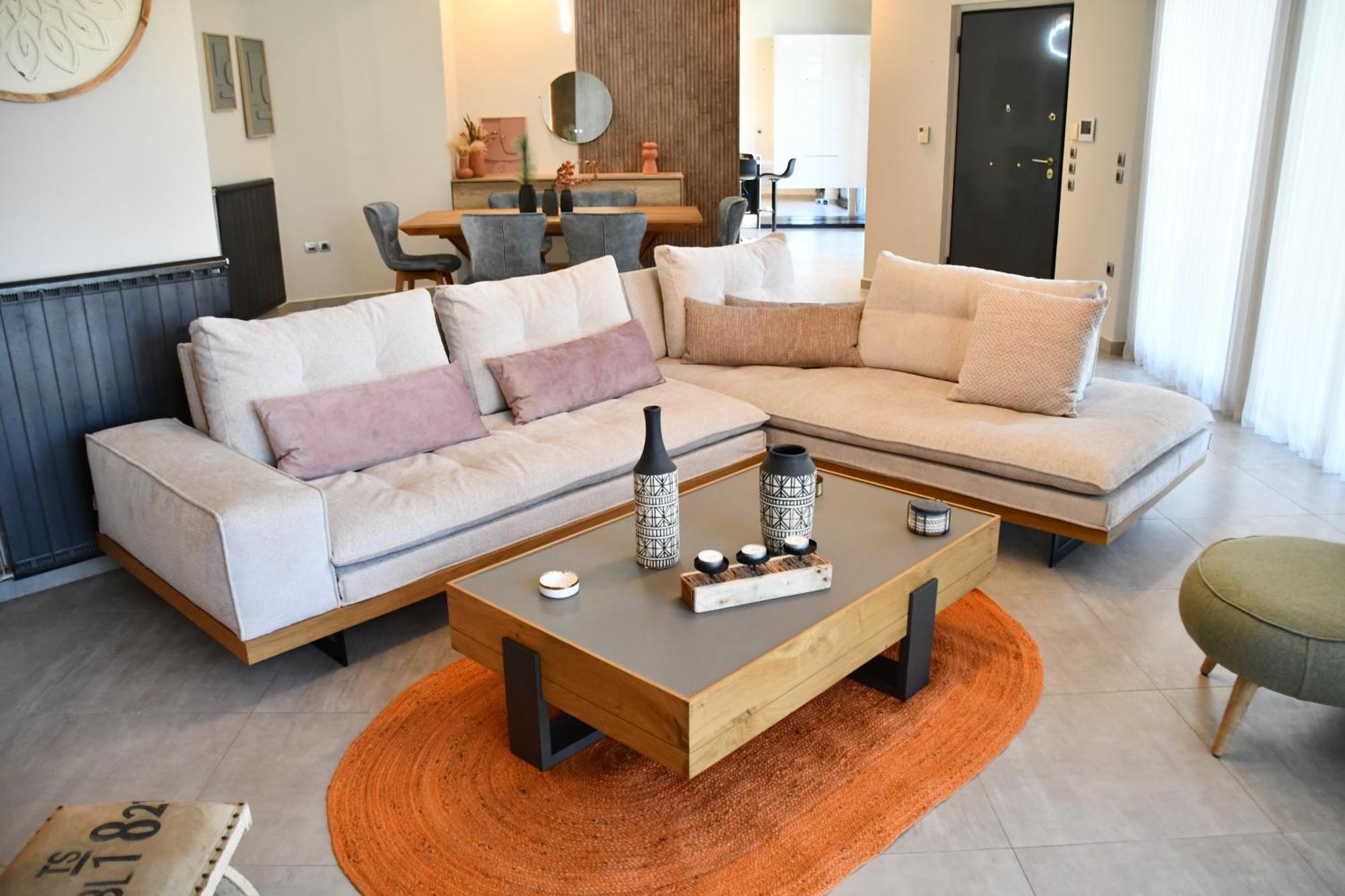 Terra Nova Luxury Mystras