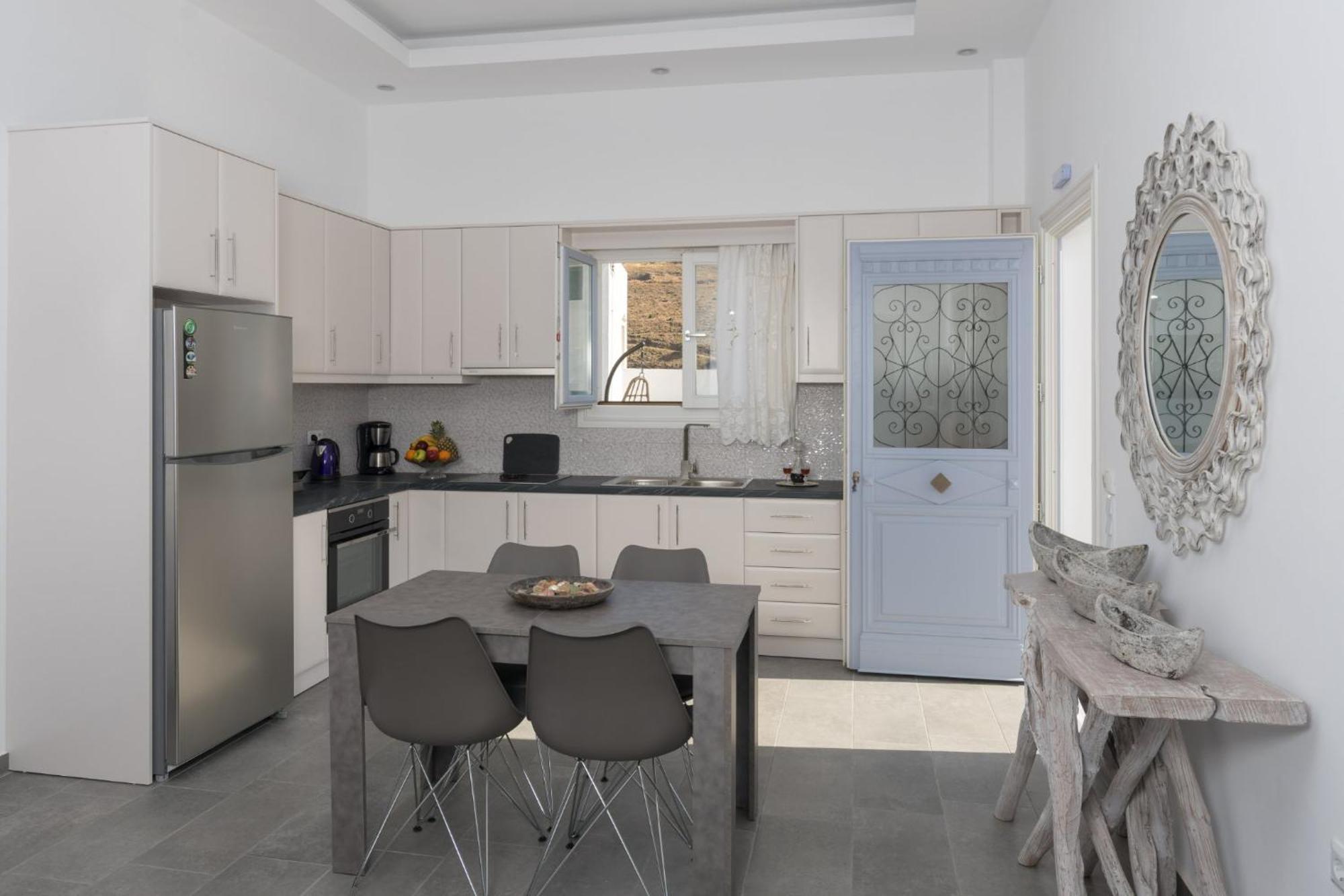 Provenzo Luxury And *