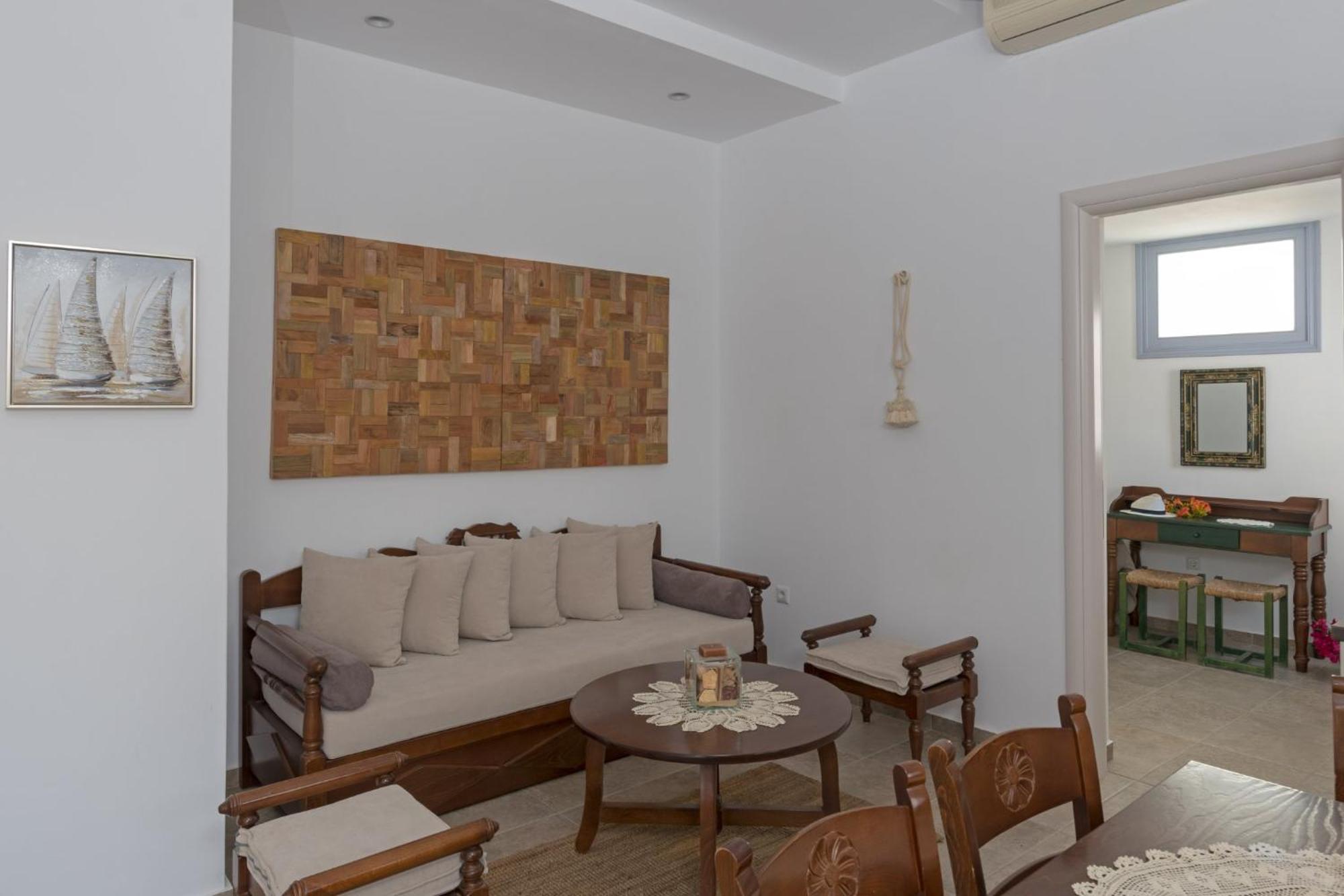 Provenzo Luxury And *
