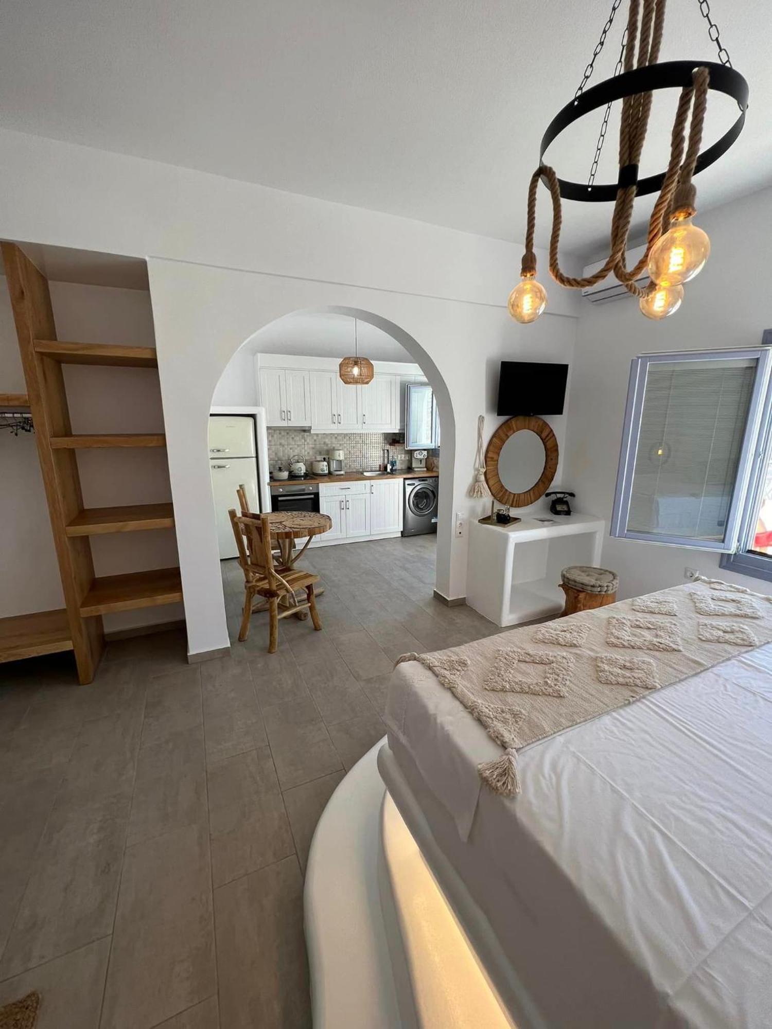 Provenzo Luxury And *