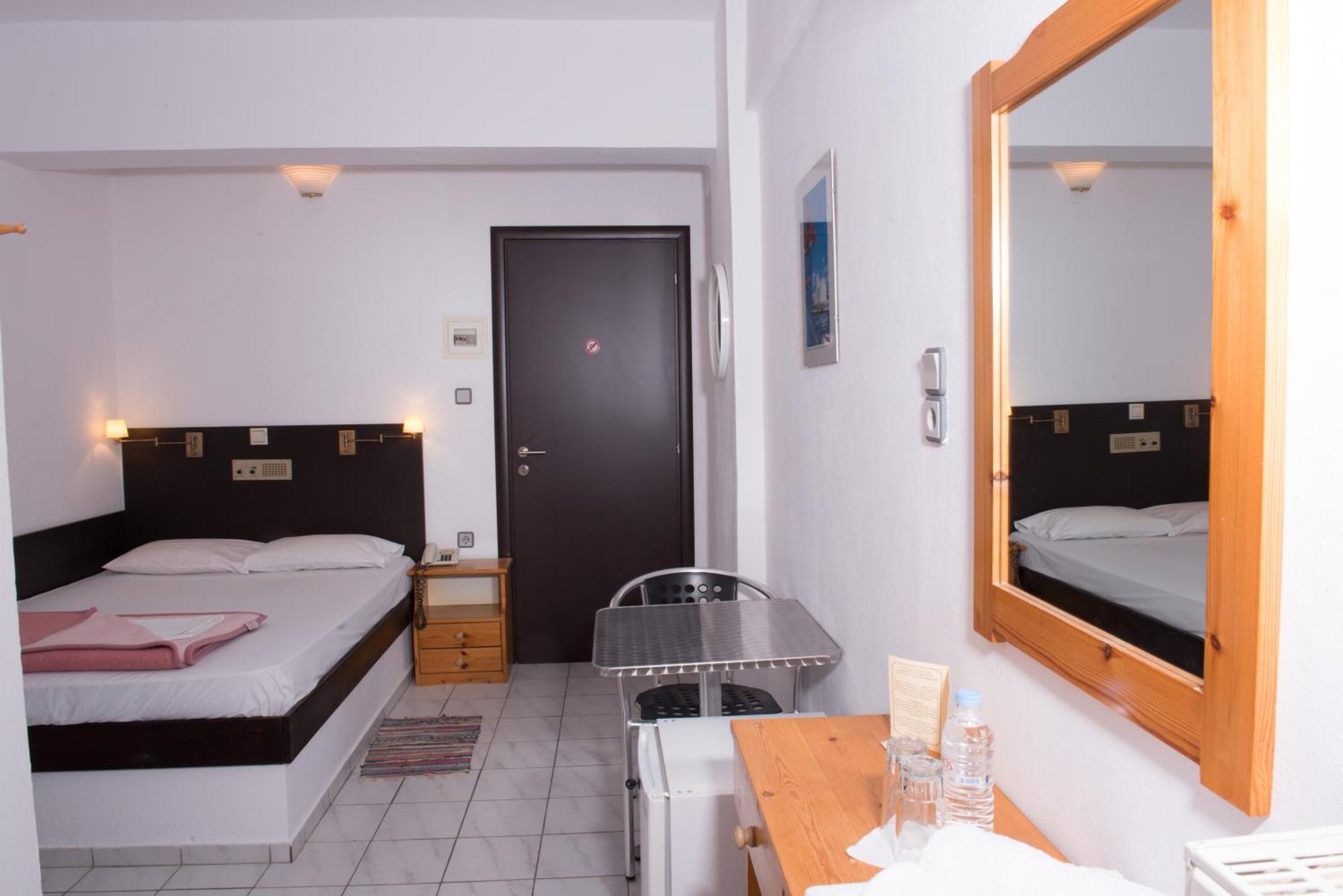 Alexander 3* Kalamaki (Heraklion)