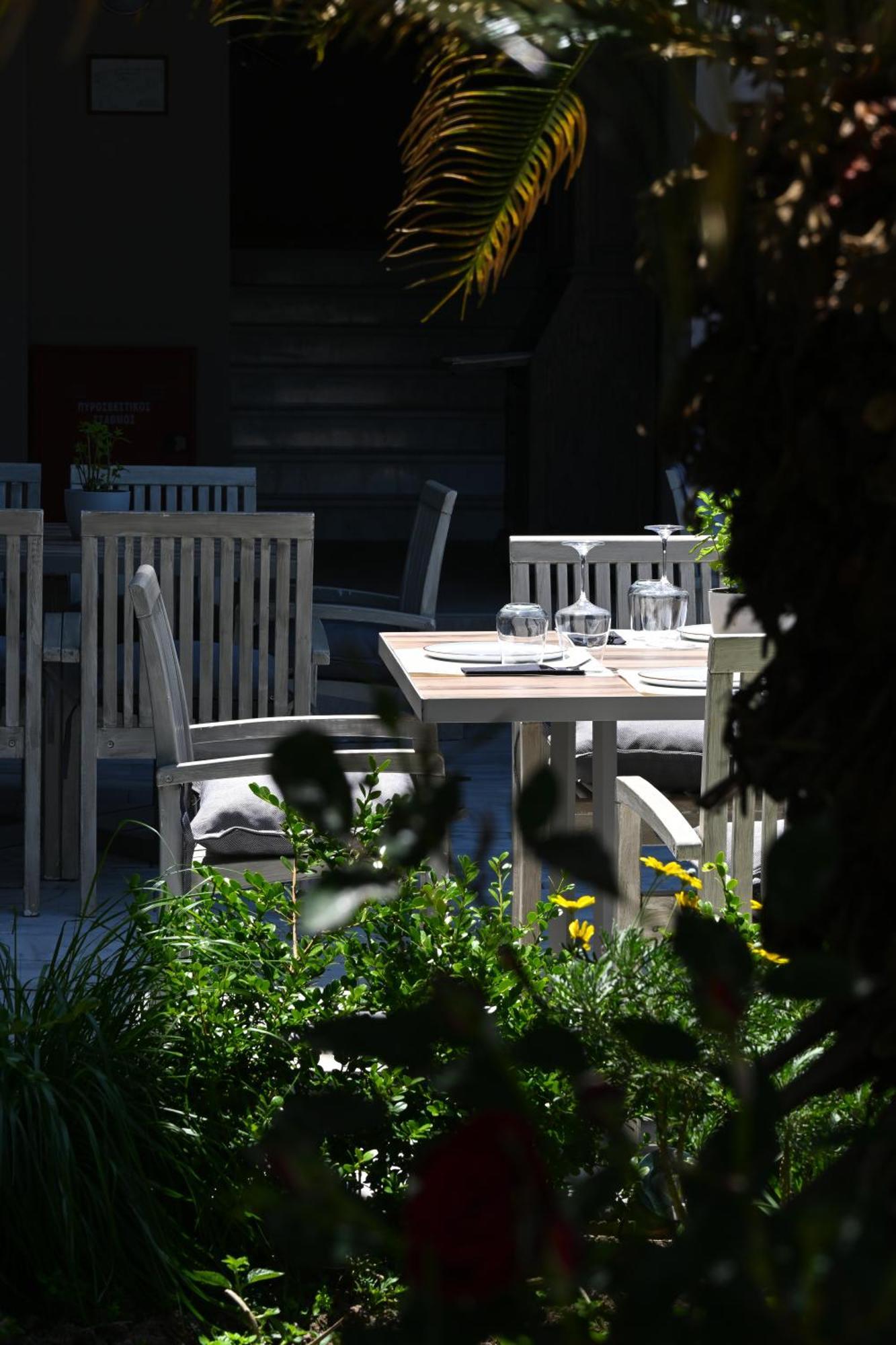 La Piscine Art Hotel, Philian And (adults Only) Hotel