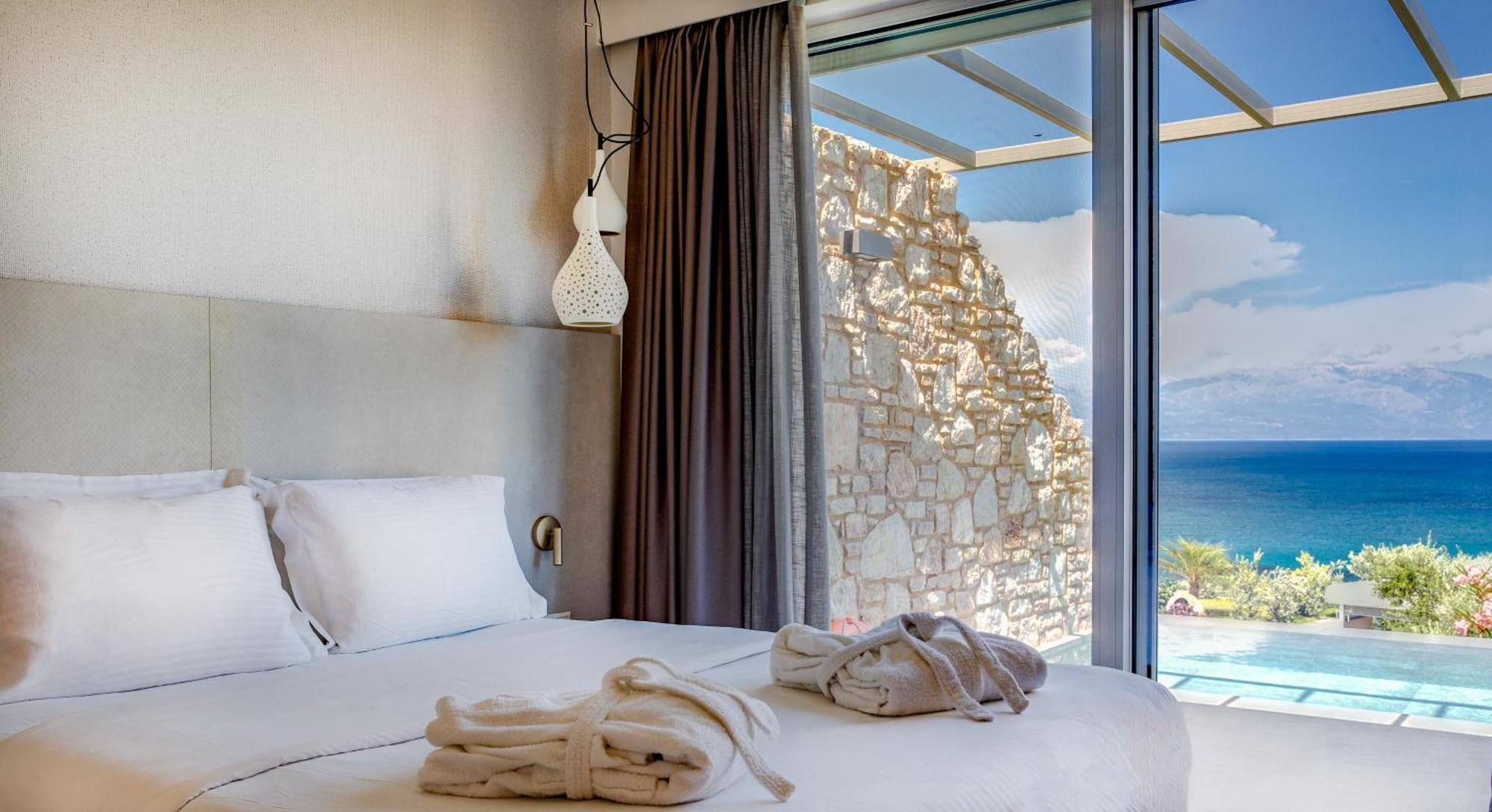 Colonides Hotel 4*