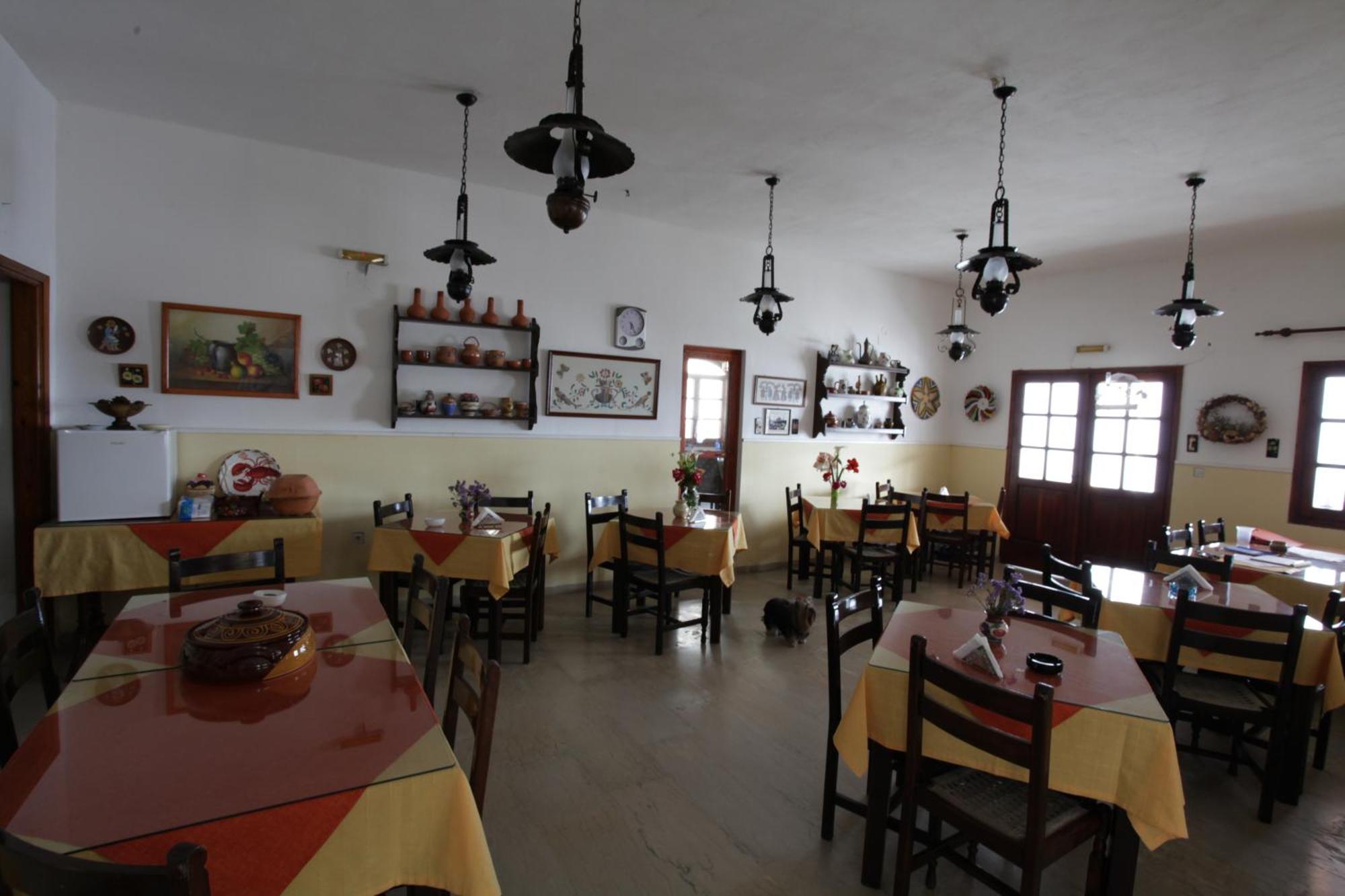Mare Monte Hotel Chora (Ios)
