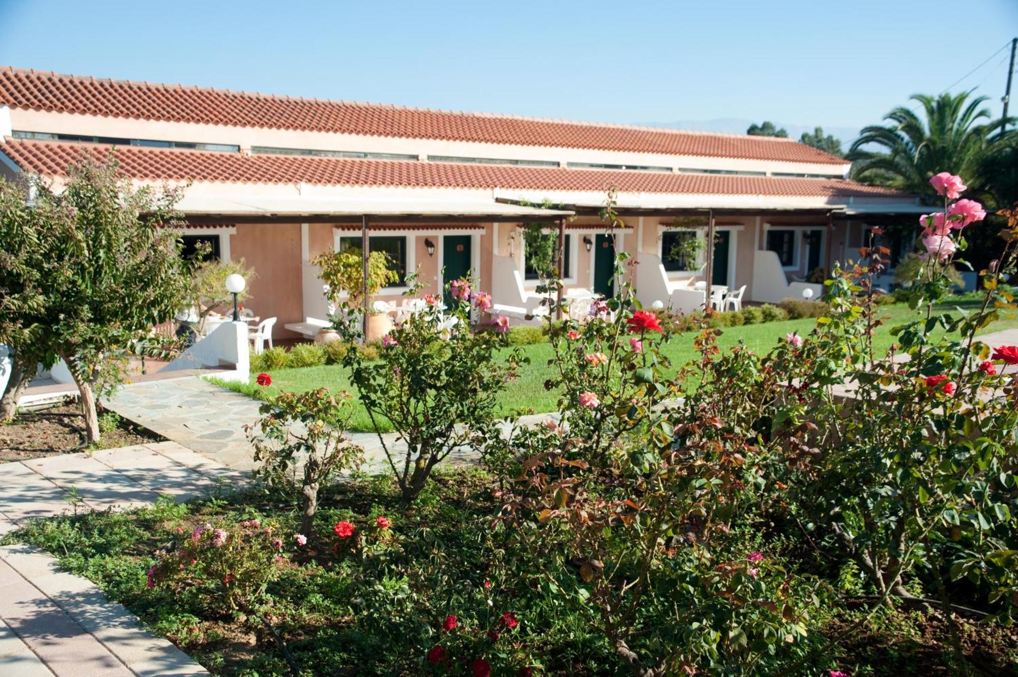 Androulakis Apartment *