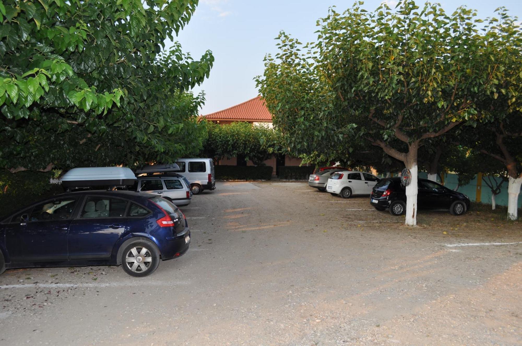 Olympion Village Aparthotel 2*