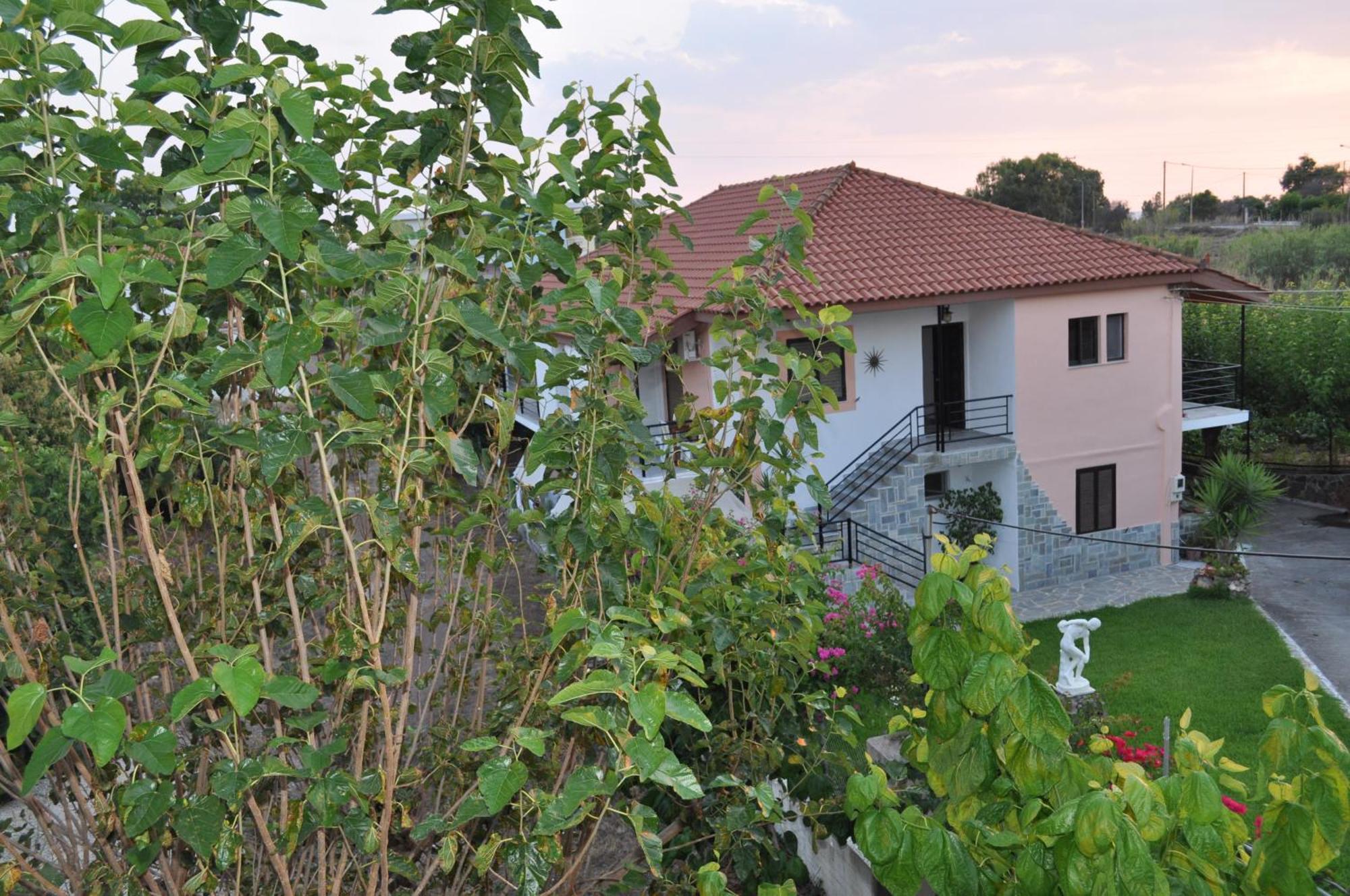 Aparthotel Olympion Village 2*