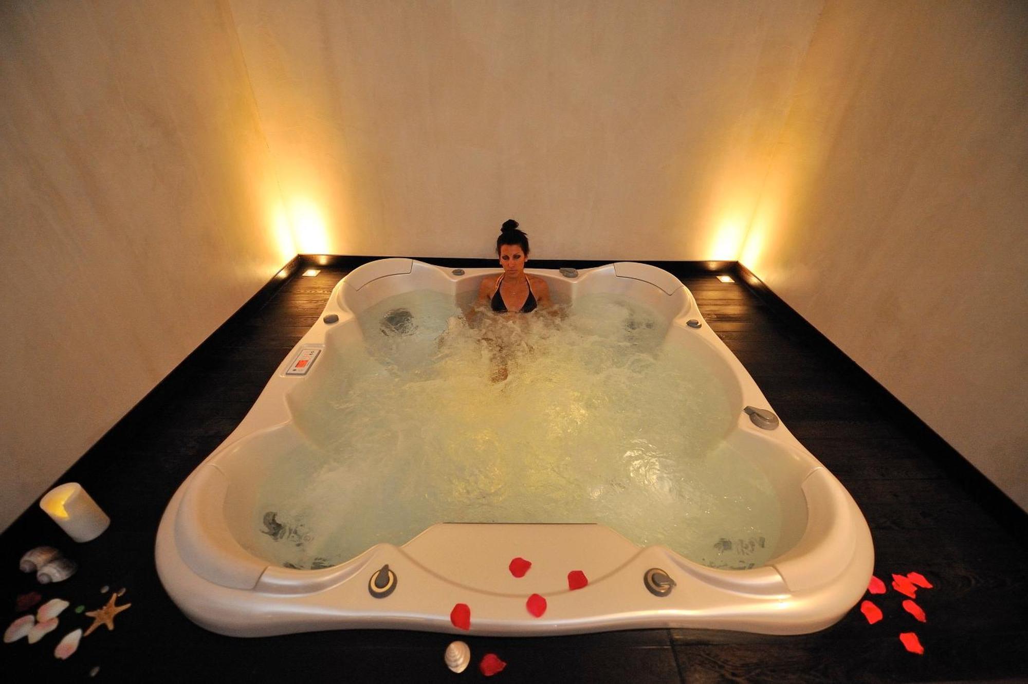 Egnatia & Hotel 4*