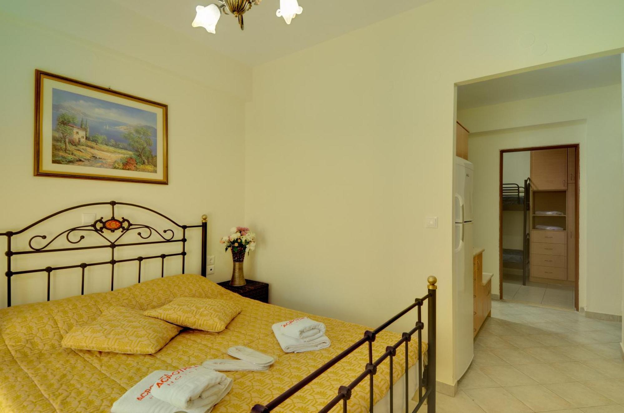 Acrothea Guest house 3*