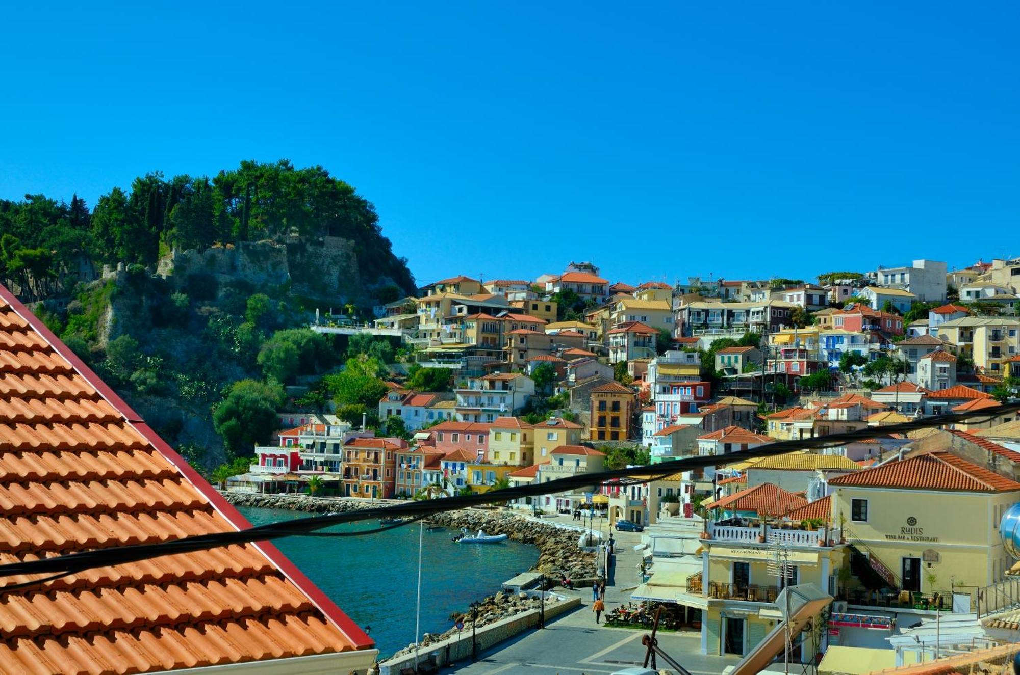 Acrothea Guest house Parga