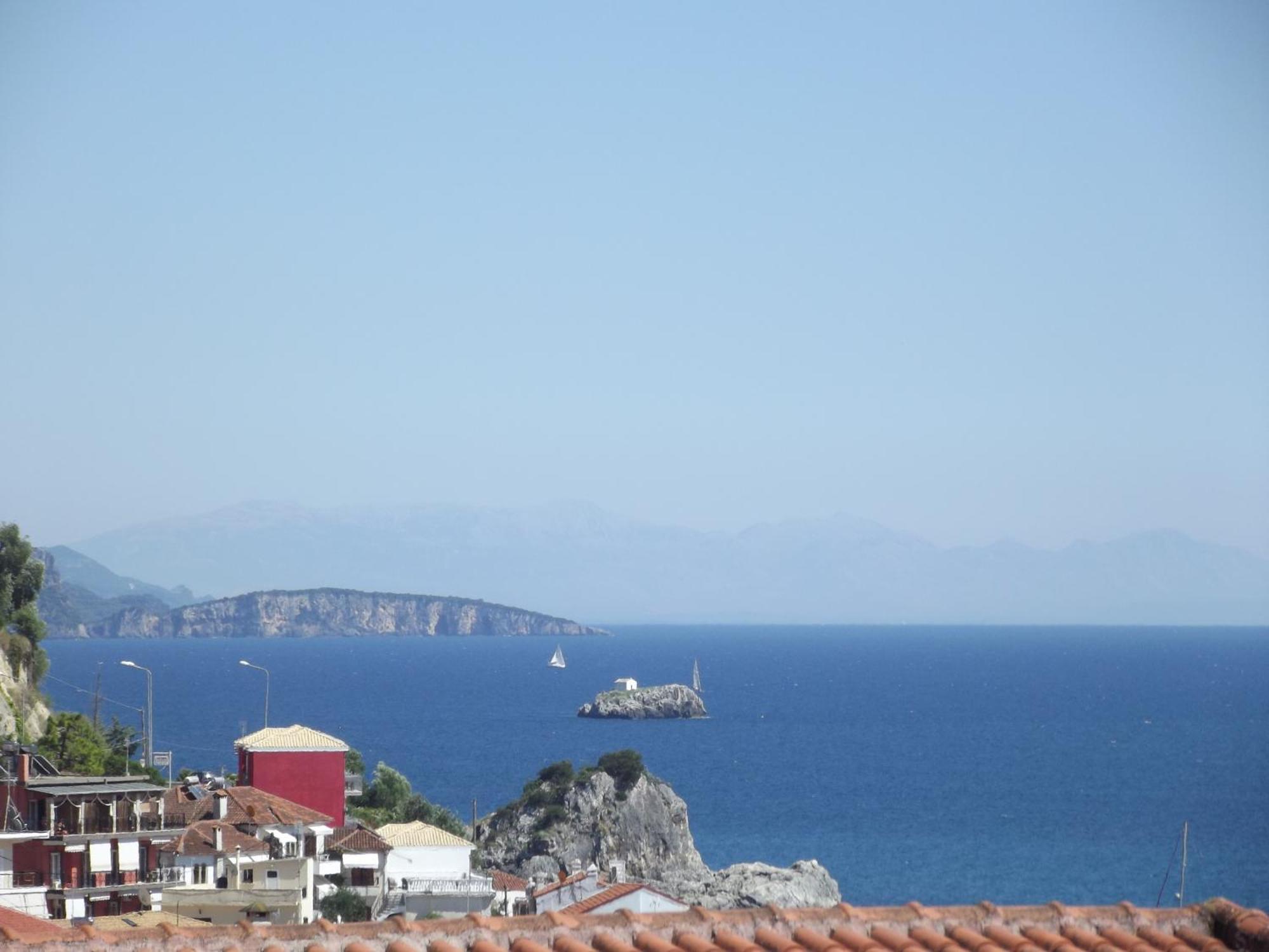 Apartment Christina & Parga