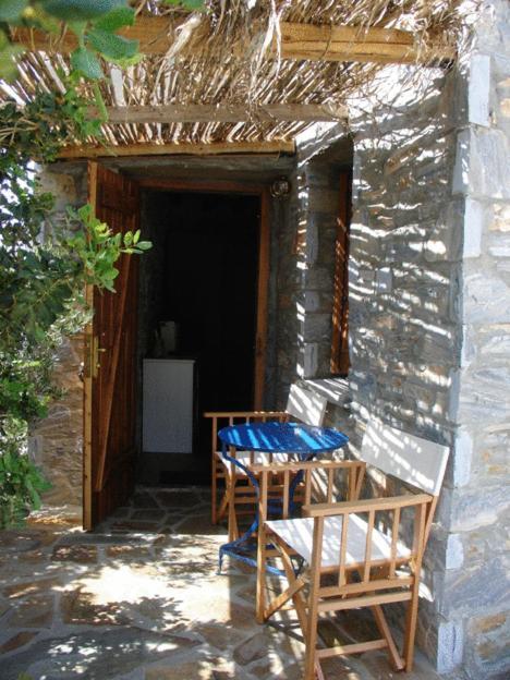 Pyrgos Traditional Village Apartment *