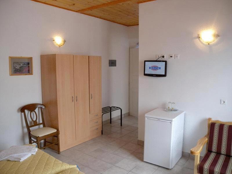 Apollon Guest house Pollonia